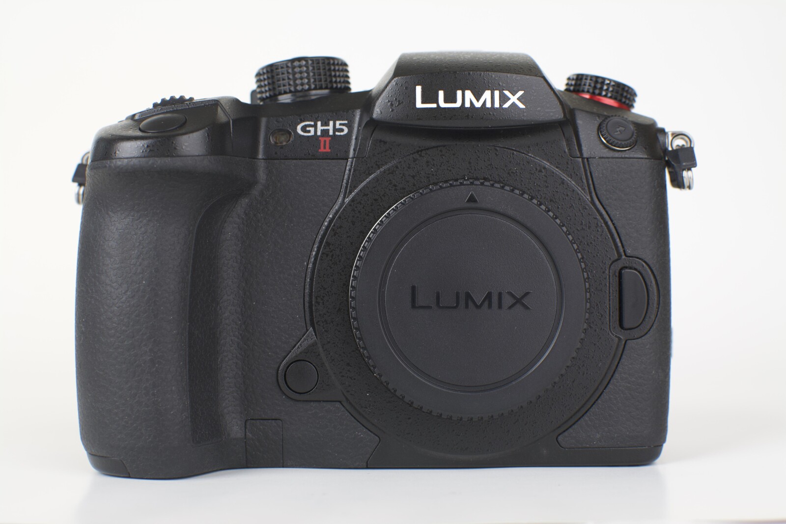 GH5 II + V-log + SD 128 Go 300Mo/s - Photo 2 sur 3