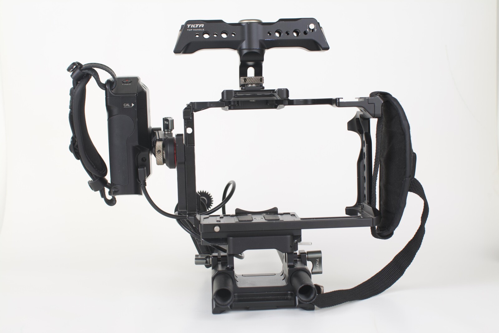 GH5 Cage TILTA kit follow focus - Photo 2 sur 7
