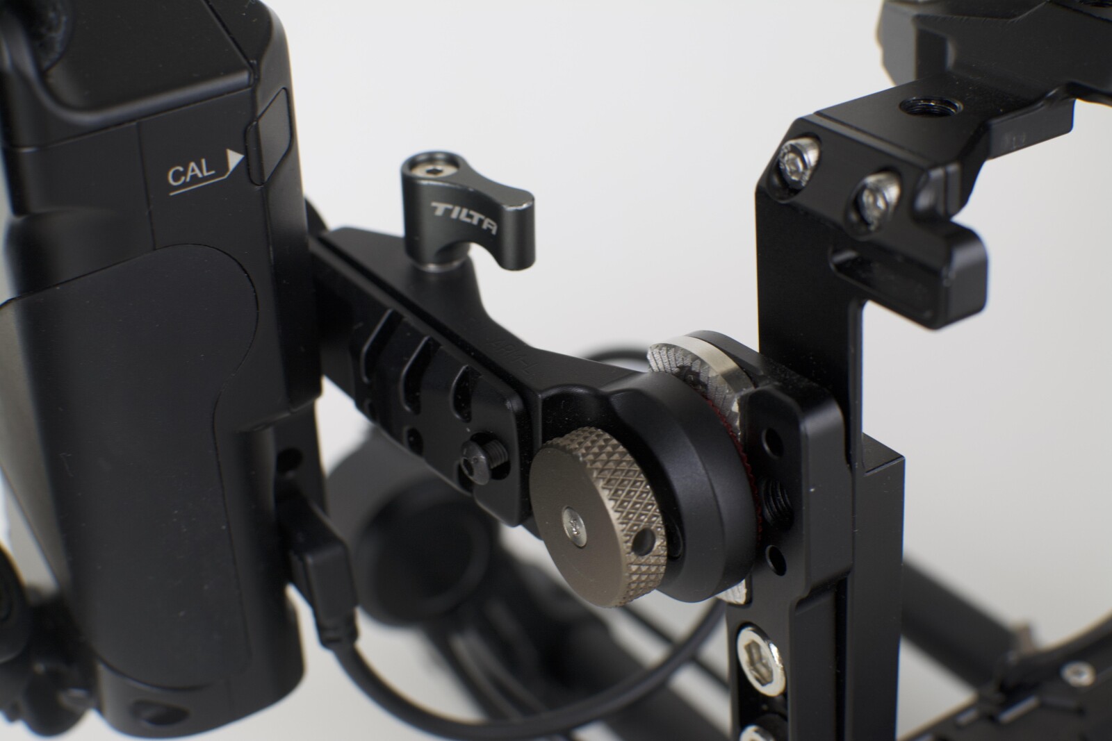 GH5 Cage TILTA kit follow focus - Photo 3 sur 7