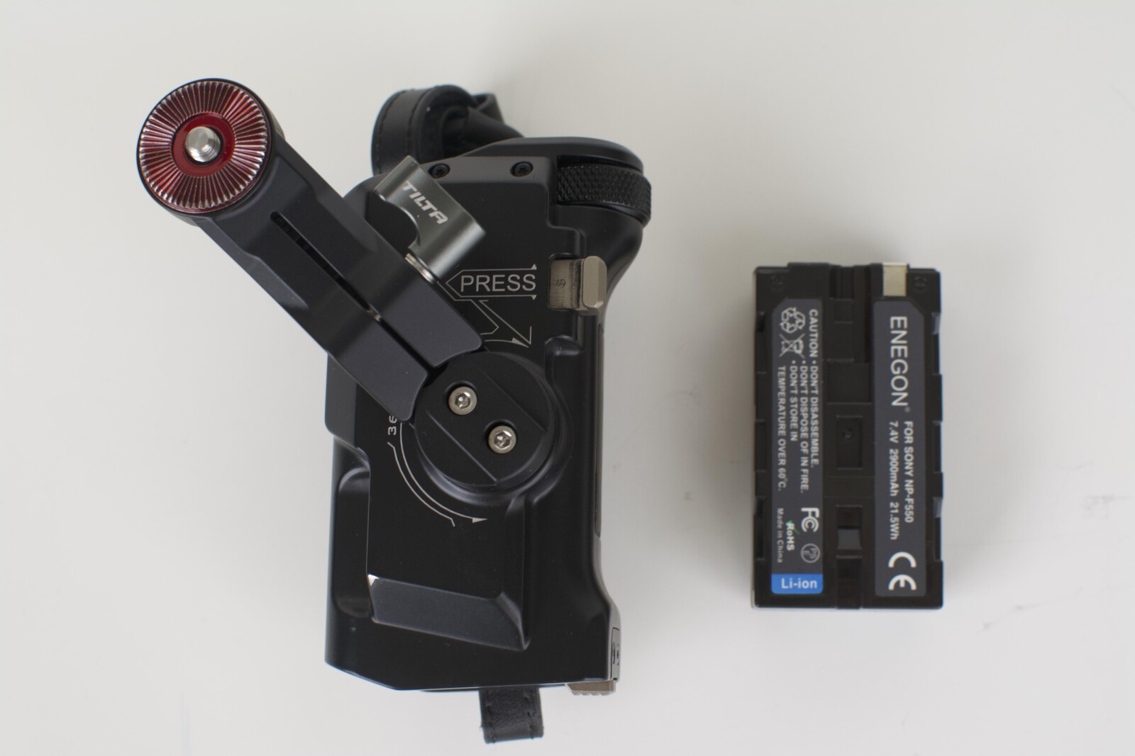GH5 Cage TILTA kit follow focus - Photo 5 sur 7