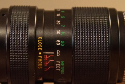 Location Vivitar 75-205mm 1:3.8 Zoom automatique - Macro