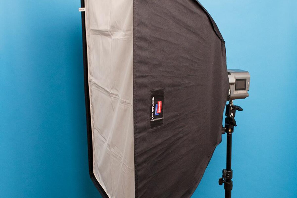 Location Pack LED Amaran COB 60D + softbox + trépied - Lightyshare
