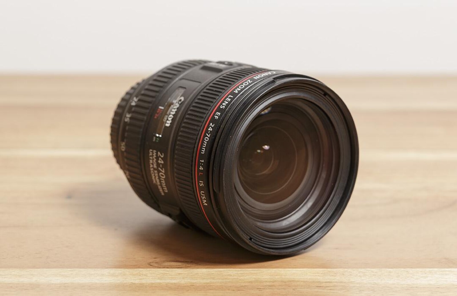 Canon EF 24-70mm f/4L IS USM - Photo 2 sur 3