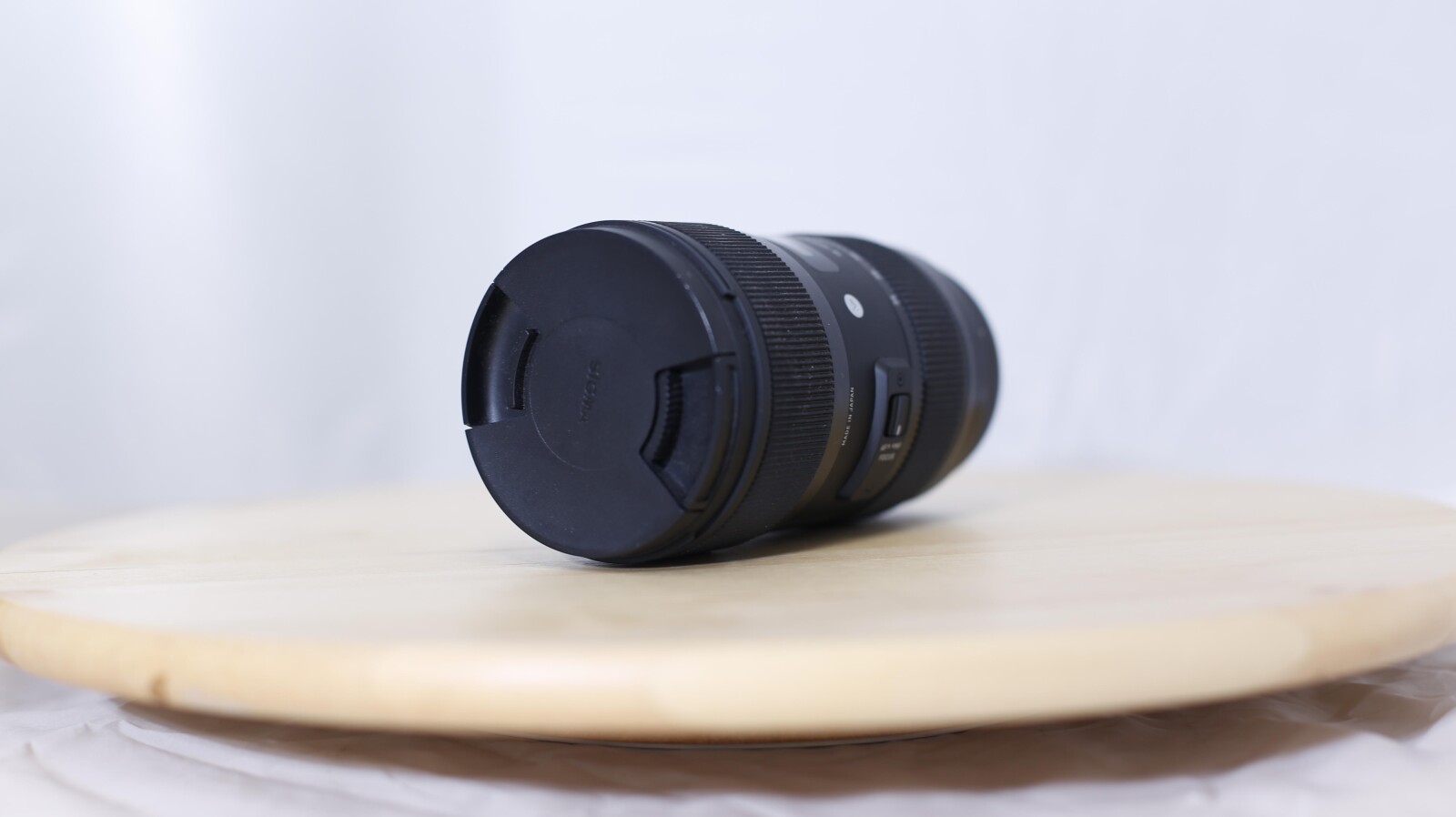Sigma Art 18-35mm 1.8 EF - Photo 2 sur 4