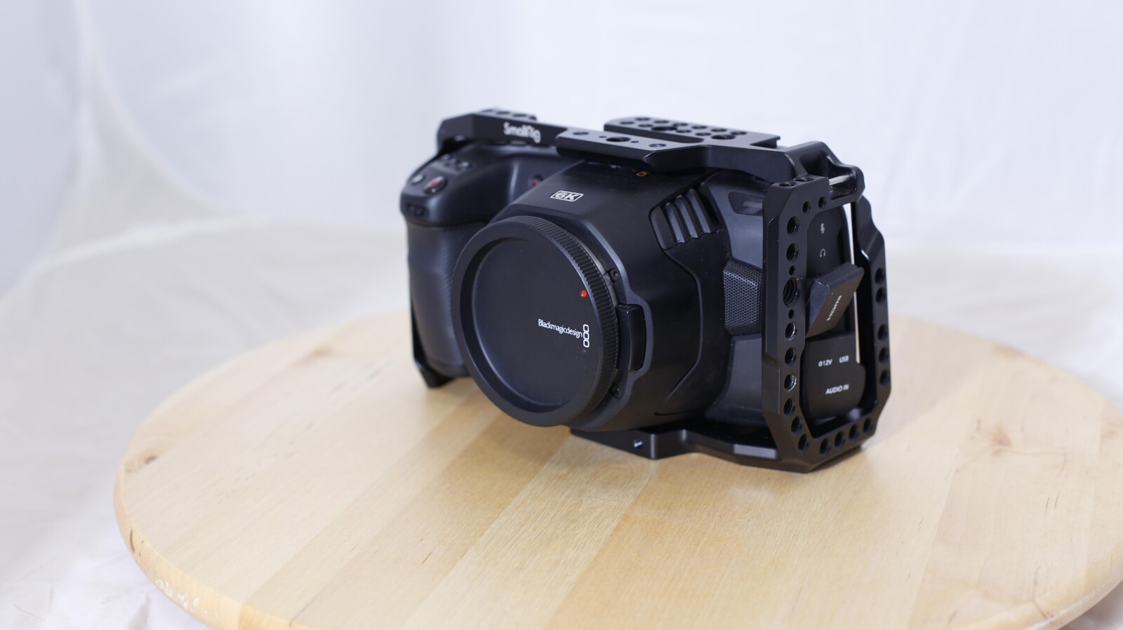 Blackmagic Design Pocket Cinema Camera 6k - Photo 1 sur 3
