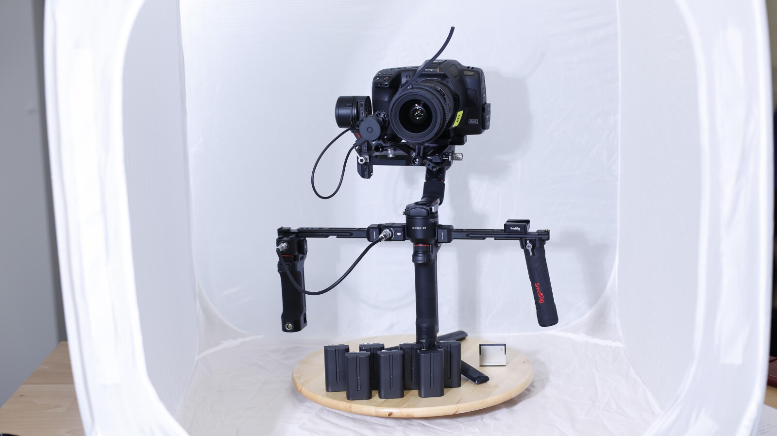 Pack Blackmagic pocket 6k Pro avec Ronin S2 Pro combo - Photo 1 sur 7