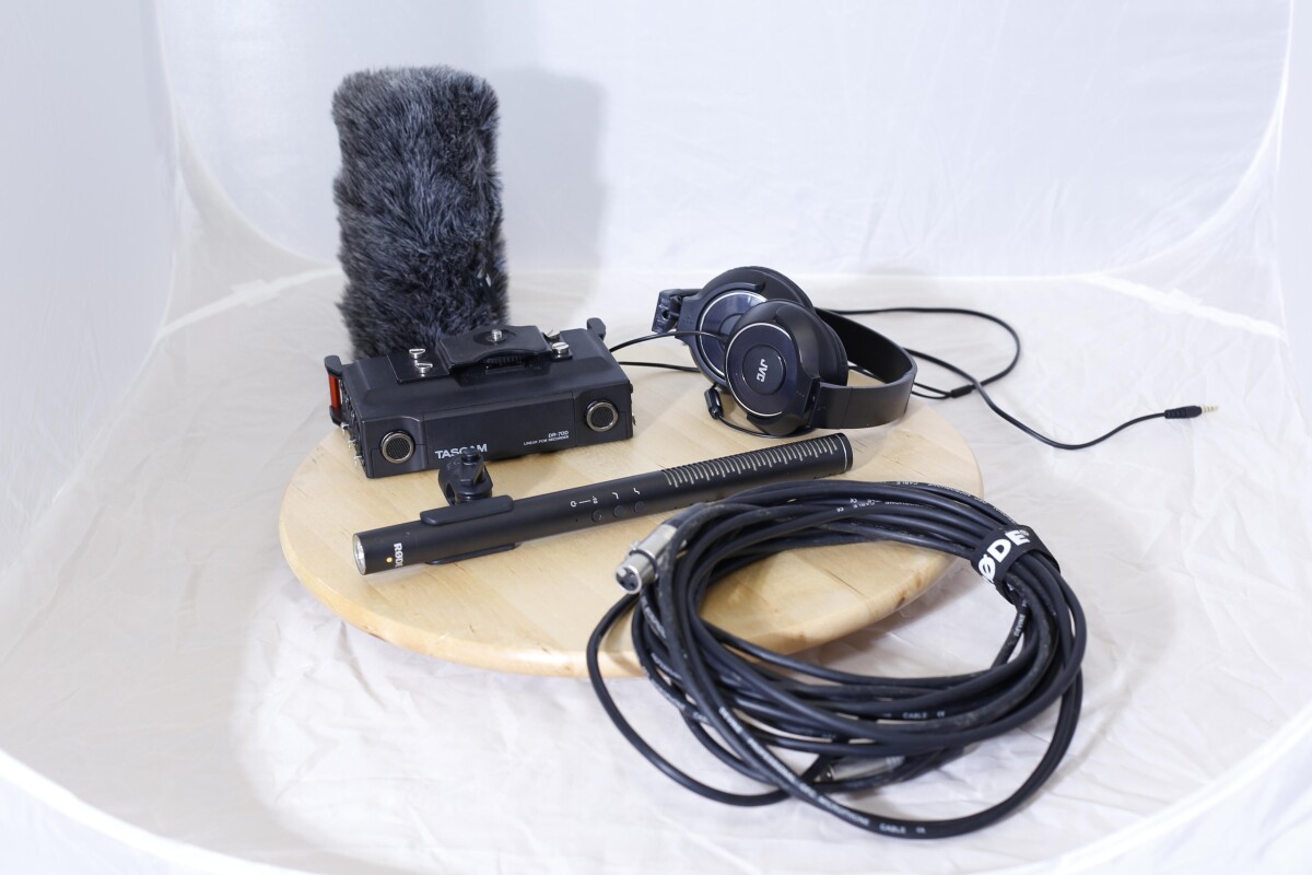 Location Kit son Tascam DR-70D - Rode NTG4+ avec accessoires et perche - Lightyshare