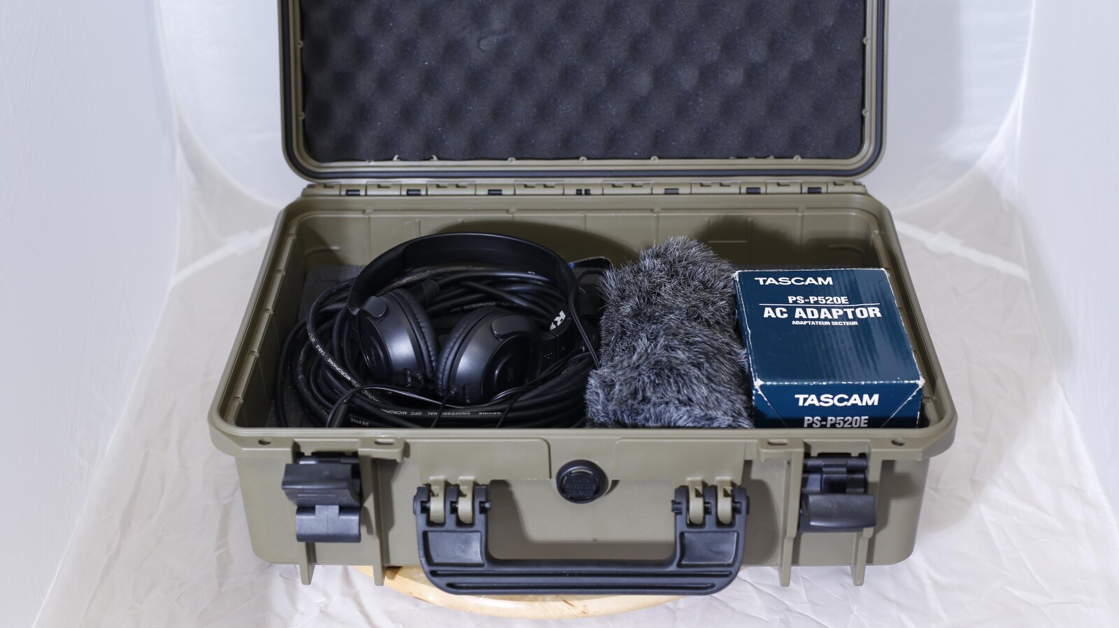 Kit son Tascam DR-70D - Rode NTG4+ avec accessoires et perche - Photo 4 sur 5
