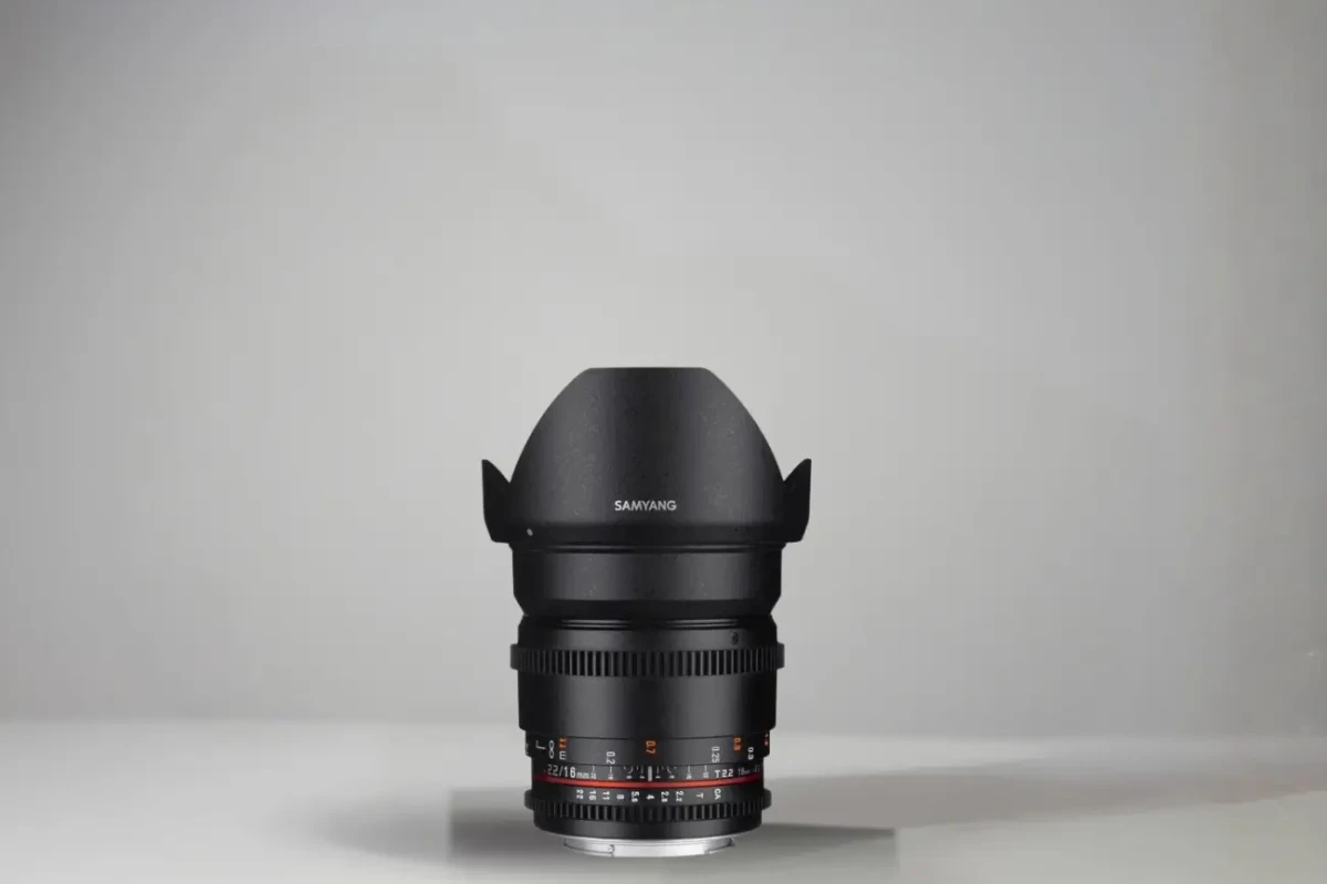 Location Samyang Cine Lens 16mm T2.2 - Lightyshare