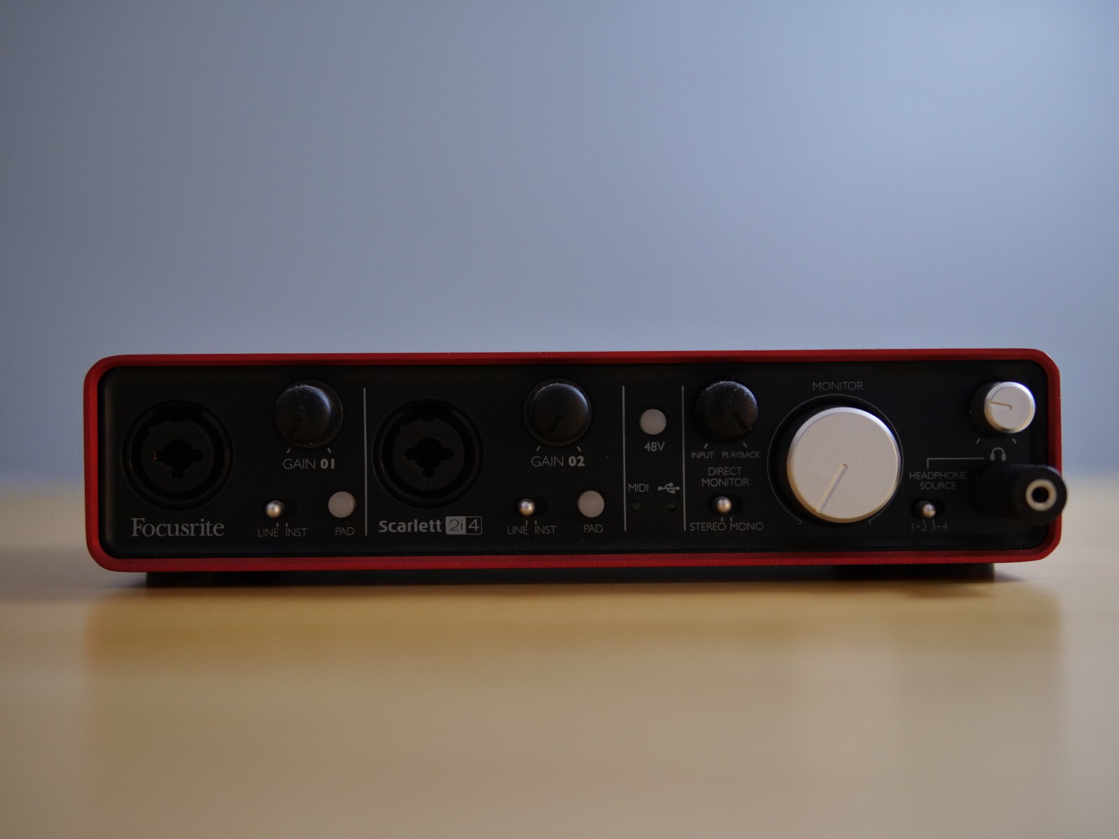 Carte Son Focusrite Scarlette 2i4 2nd Gen - Photo 1 sur 2