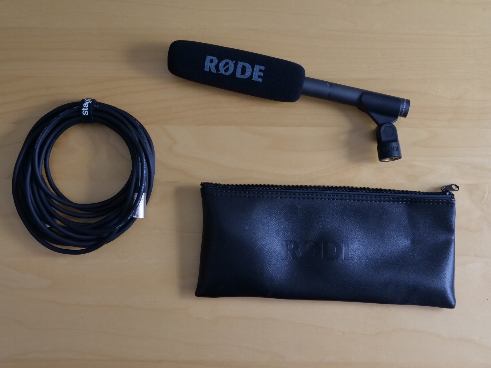 Micro Rode NTG2 + câble XLR  - Photo 1 sur 2