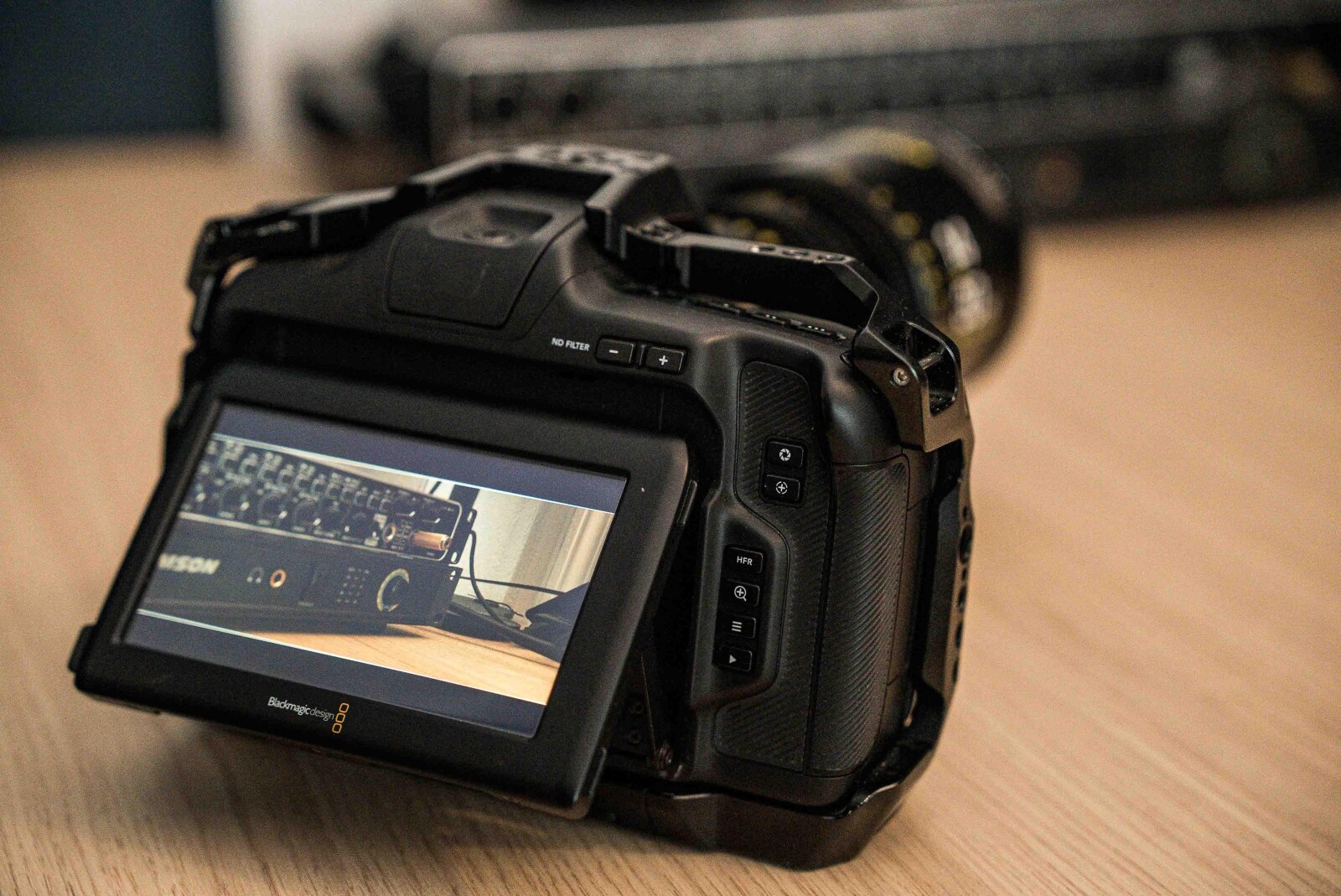 Blackmagic Design Pocket Cinema Camera 6K Pro - Photo 2 sur 5