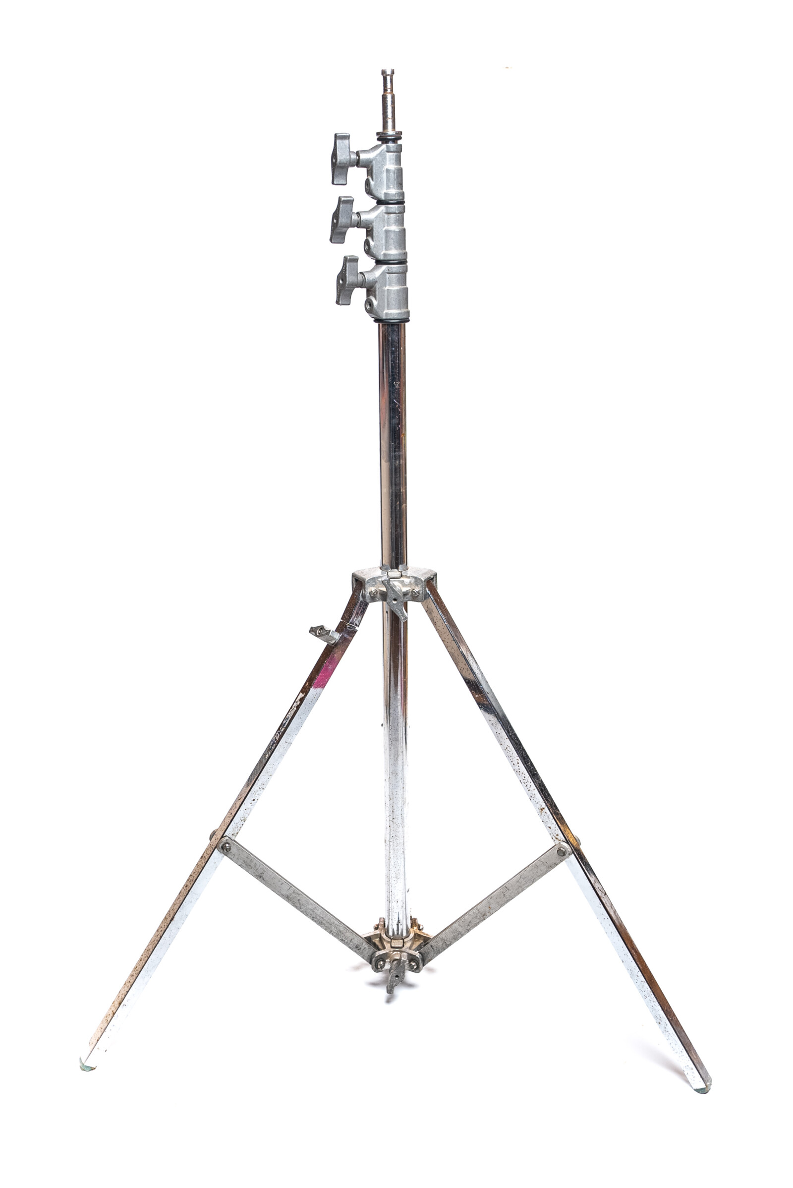 Avenger Pied de 1000 Acier - Photo 1 sur 1