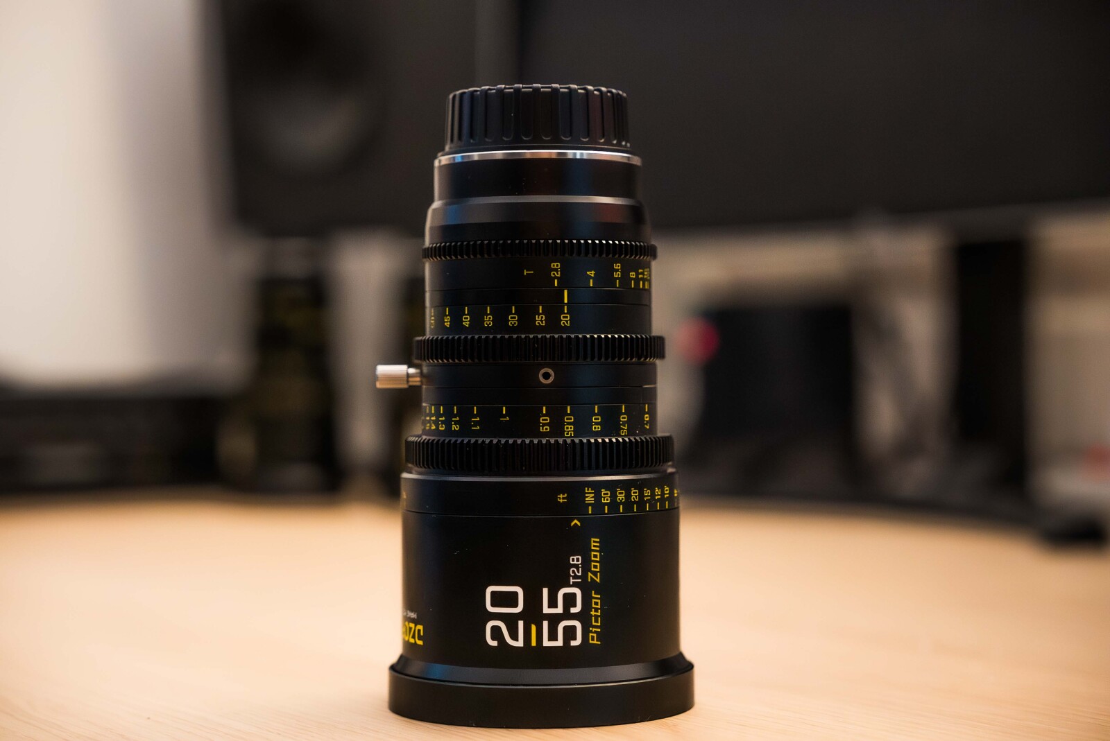 Pack Blackmagic 6k Pro + DZO Pictor Zoom - Photo 14 sur 17