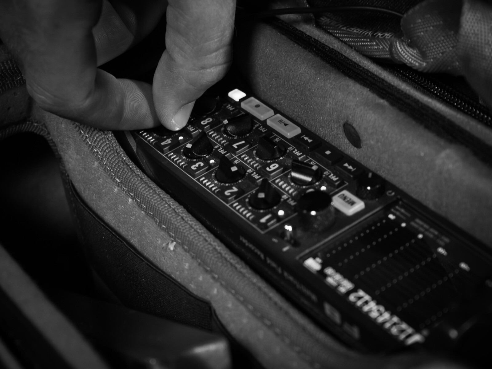 ZOOM F8 - Photo 1 sur 1