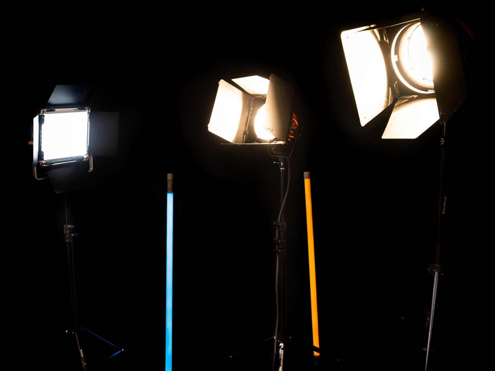 Lot projecteurs tournage - Photo 1 sur 4