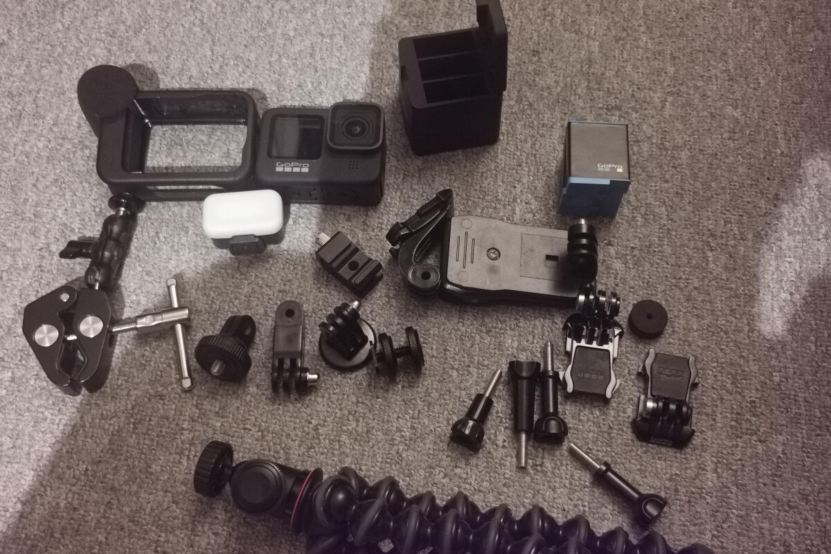 Location Gopro hero 9 black+Micro+ lumière= accesoires.  - Lightyshare