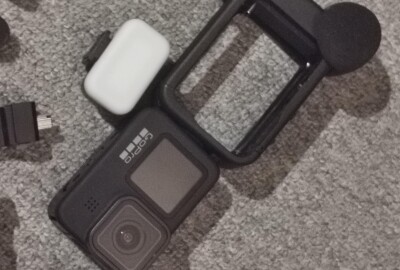Location Gopro hero 9 black+Micro+ lumière= accesoires. 