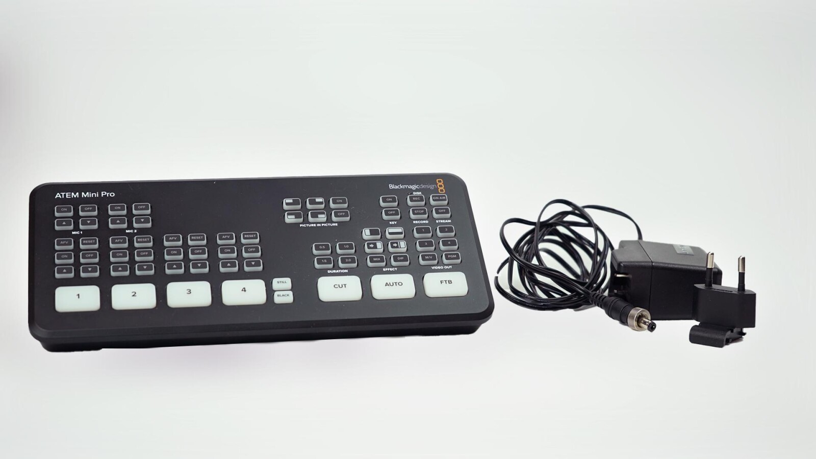 Blackmagic Design Atem Mini Pro - Photo 1 sur 5