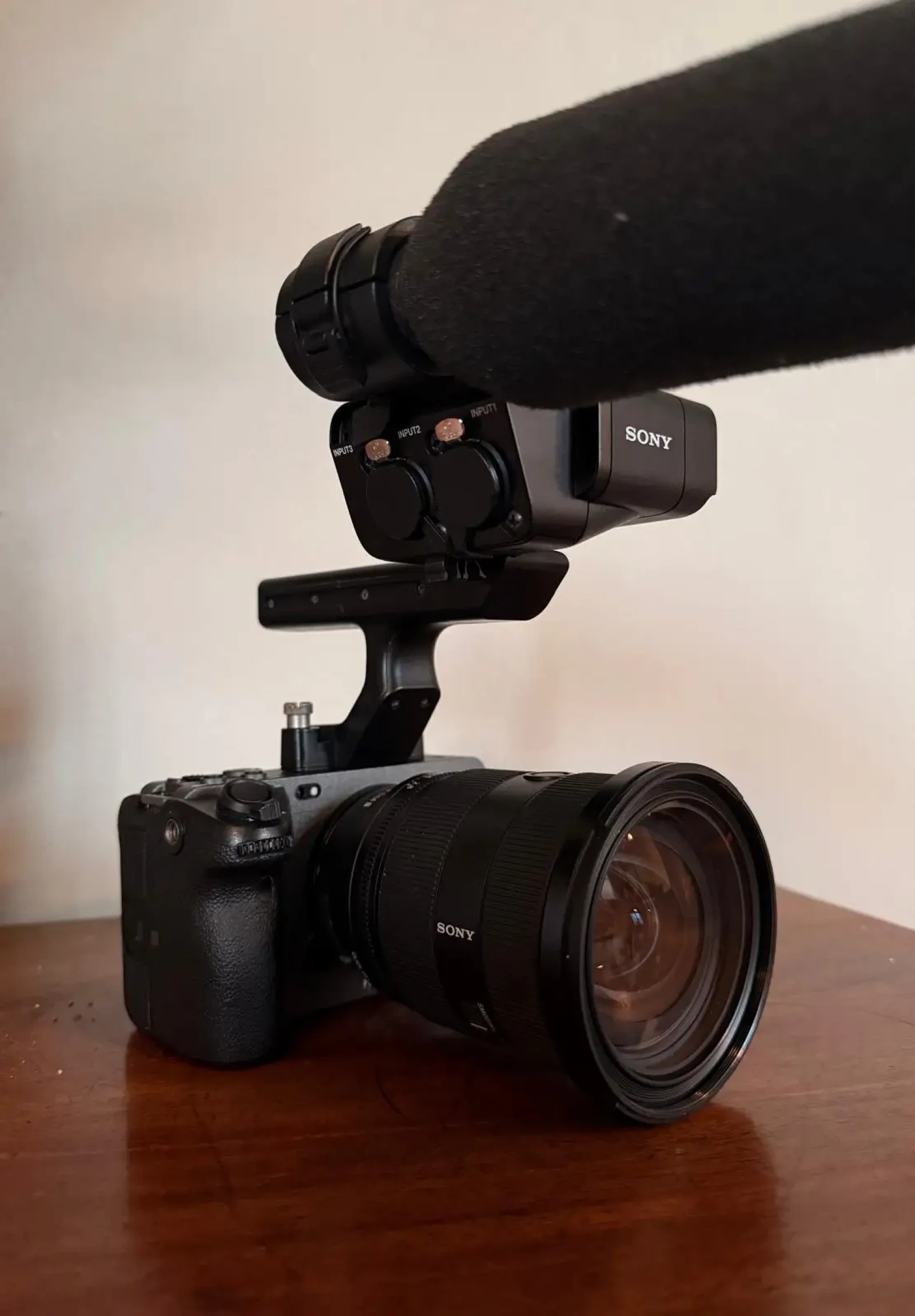 Pack FX3 + 24-70 GM II + SENNHEISER MKH 416 - Photo 1 sur 1