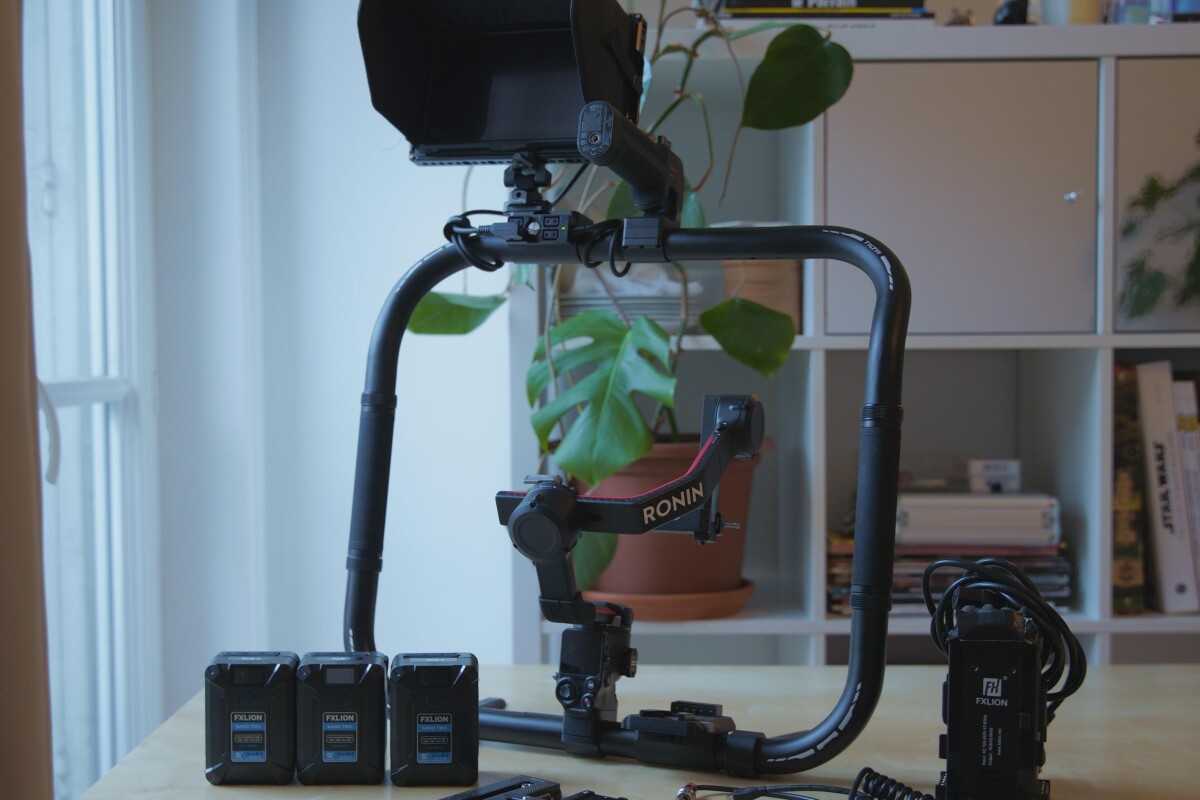 Location Kit RS3 Pro + Ring + Moniteur + V-lock - Lightyshare