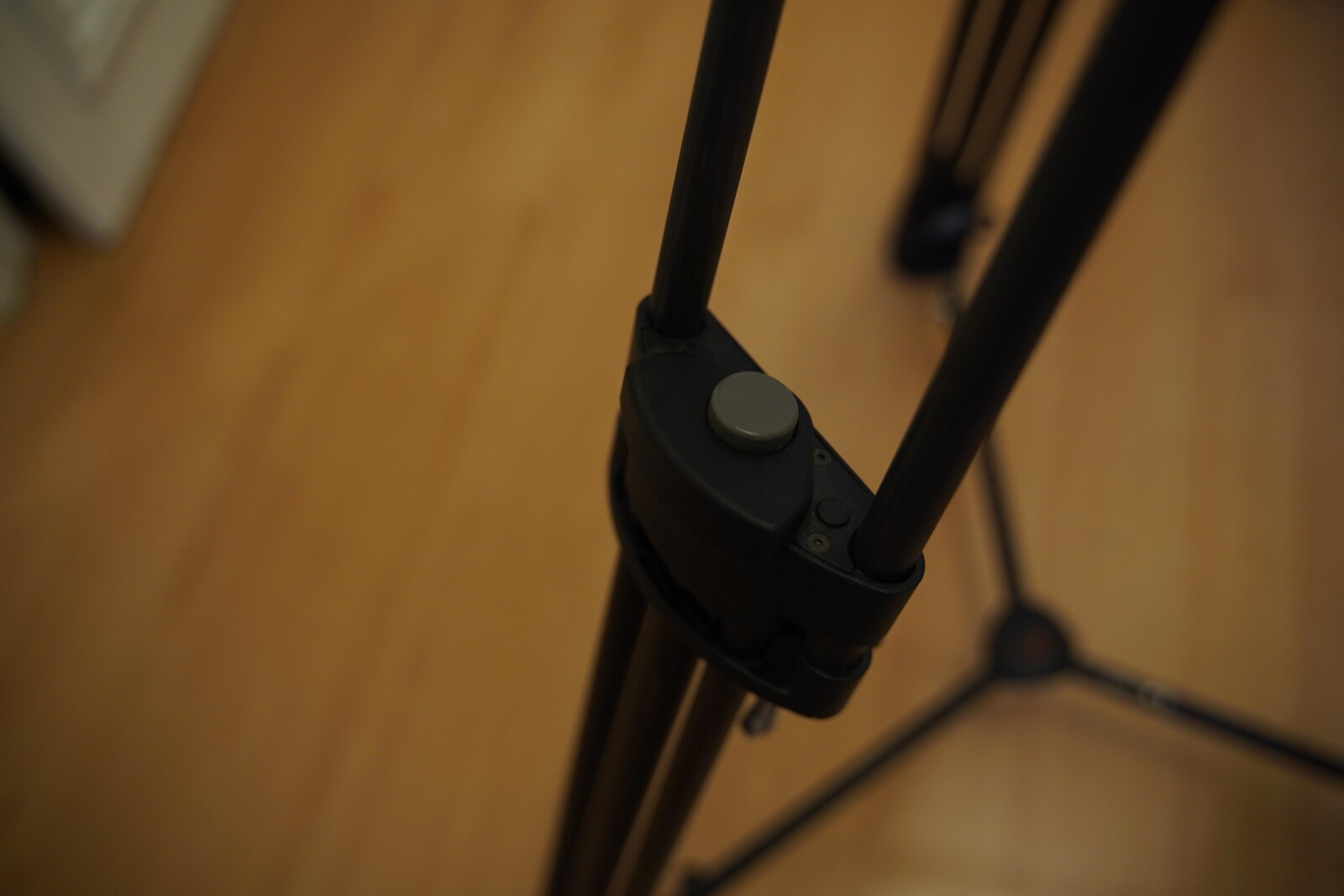Trépied Manfrotto - Tiges Carbone - Photo 4 sur 5