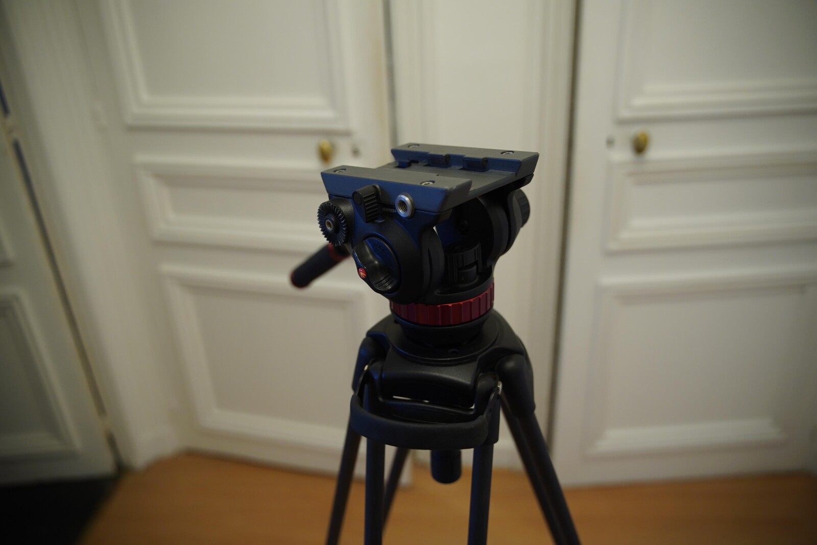 Trépied Manfrotto - Tiges Carbone - Photo 5 sur 5