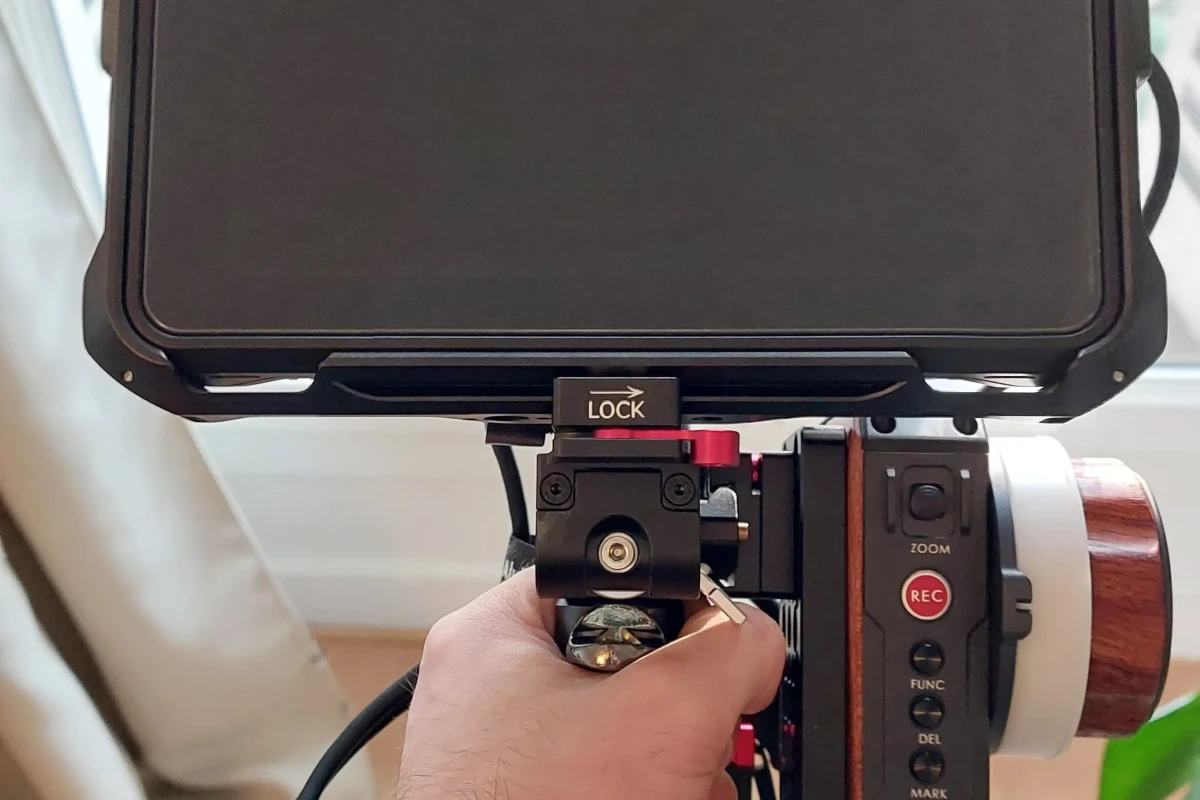 Location Atomos SHINOBI 7 - Lightyshare