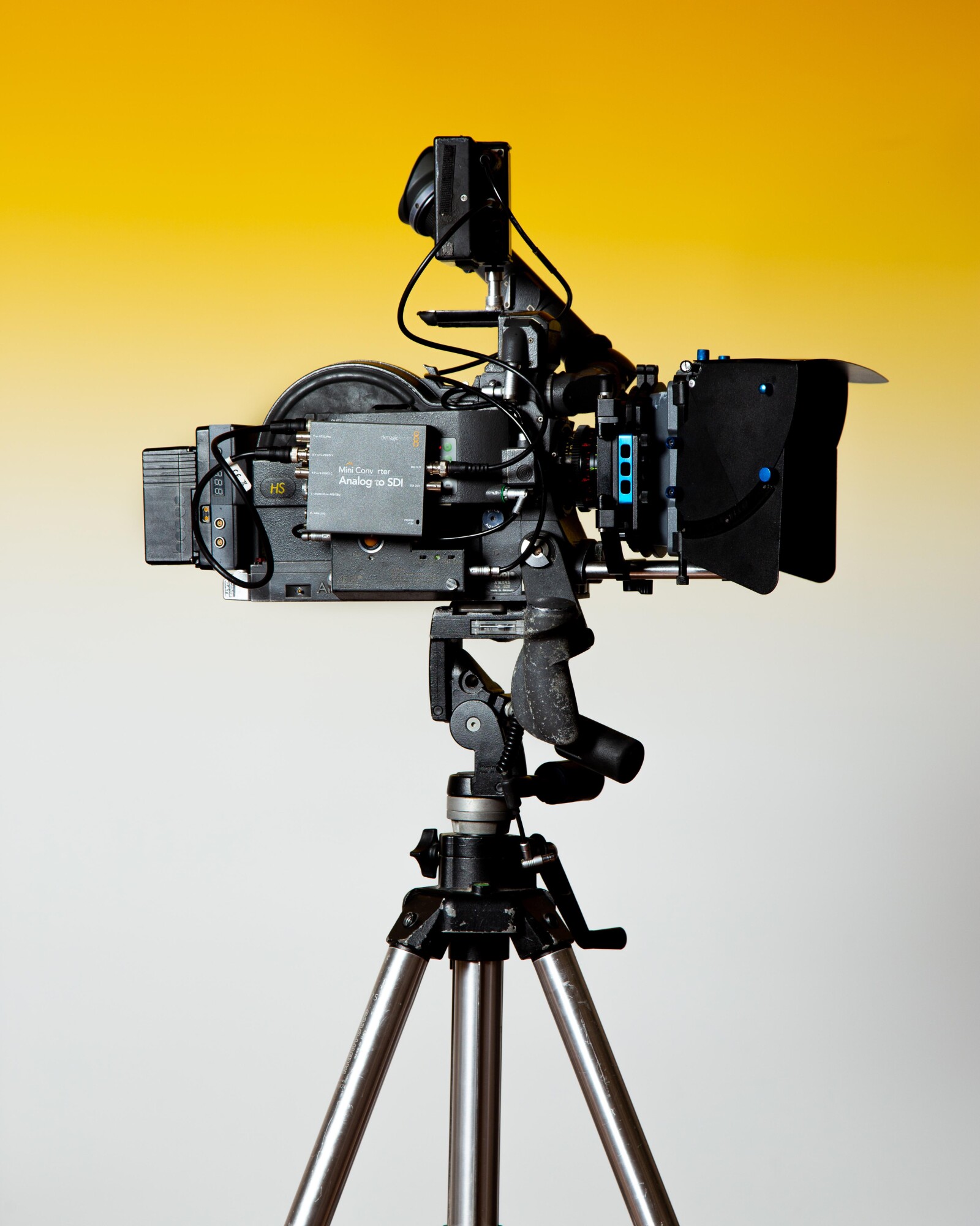 ARRI SR3 Super 16 - Photo 2 sur 8