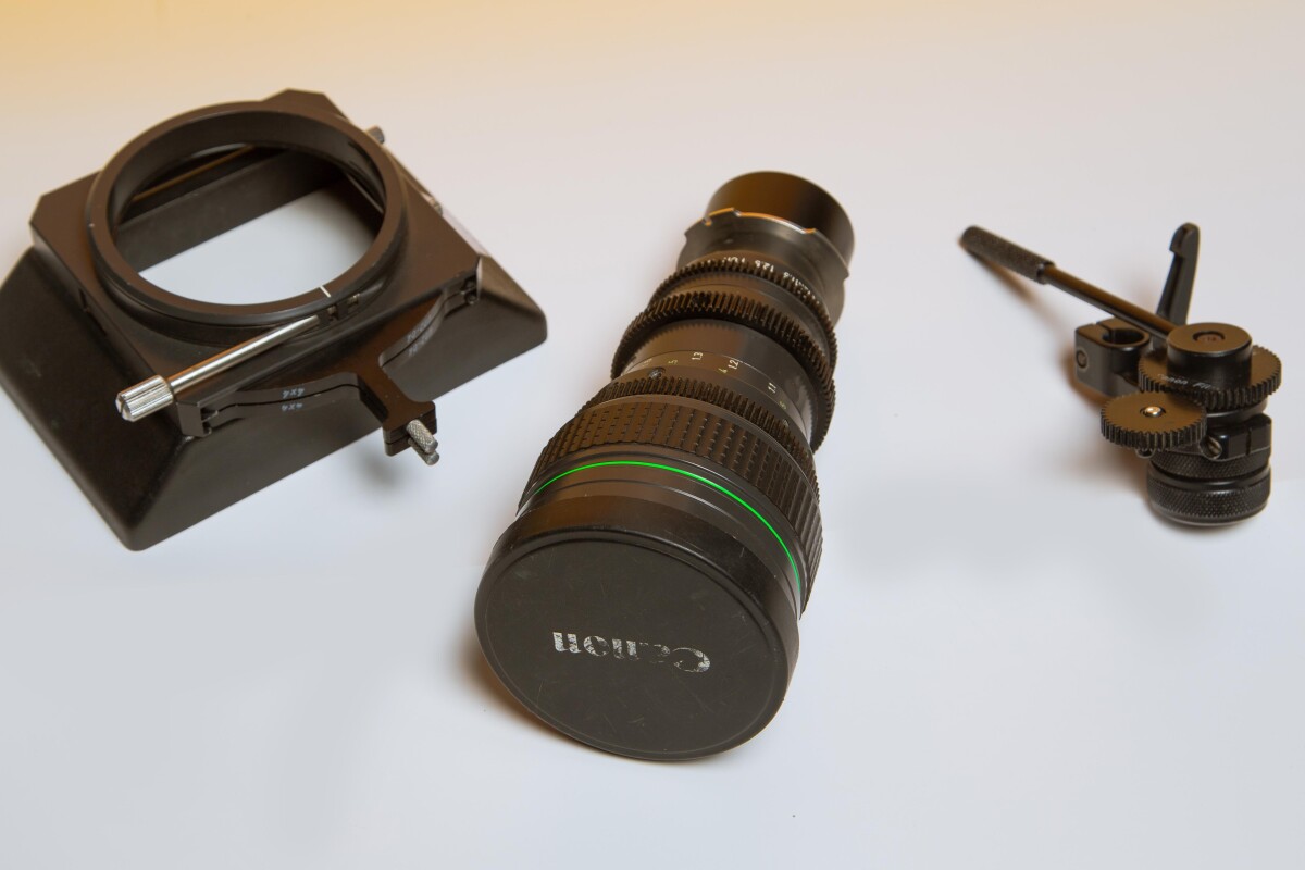 Location Canon 11.5 - 138 T2.5 PL super16 zoom LENS - Lightyshare