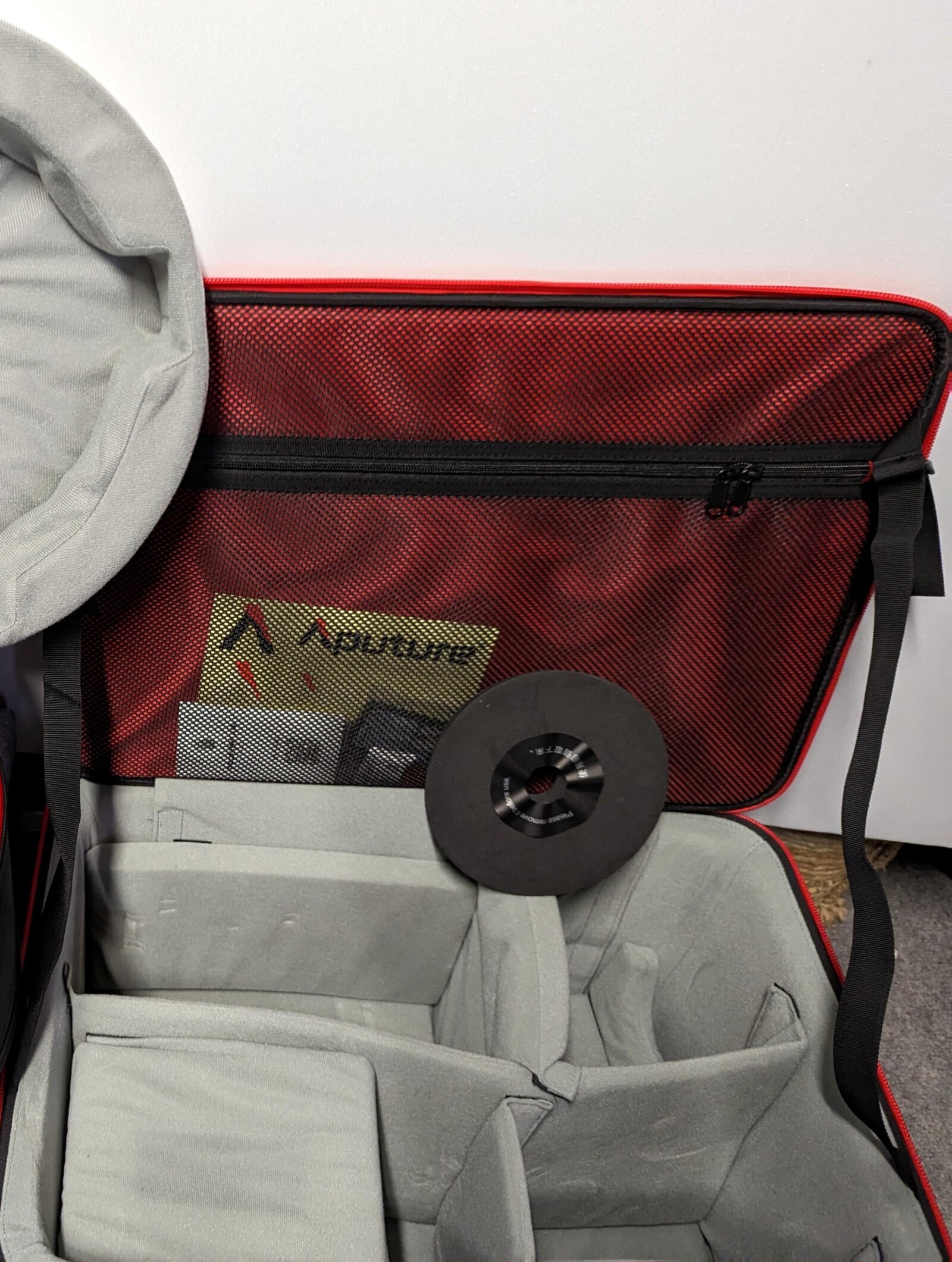 APUTURE Lightstorm 600 X Pro - Photo 6 sur 6