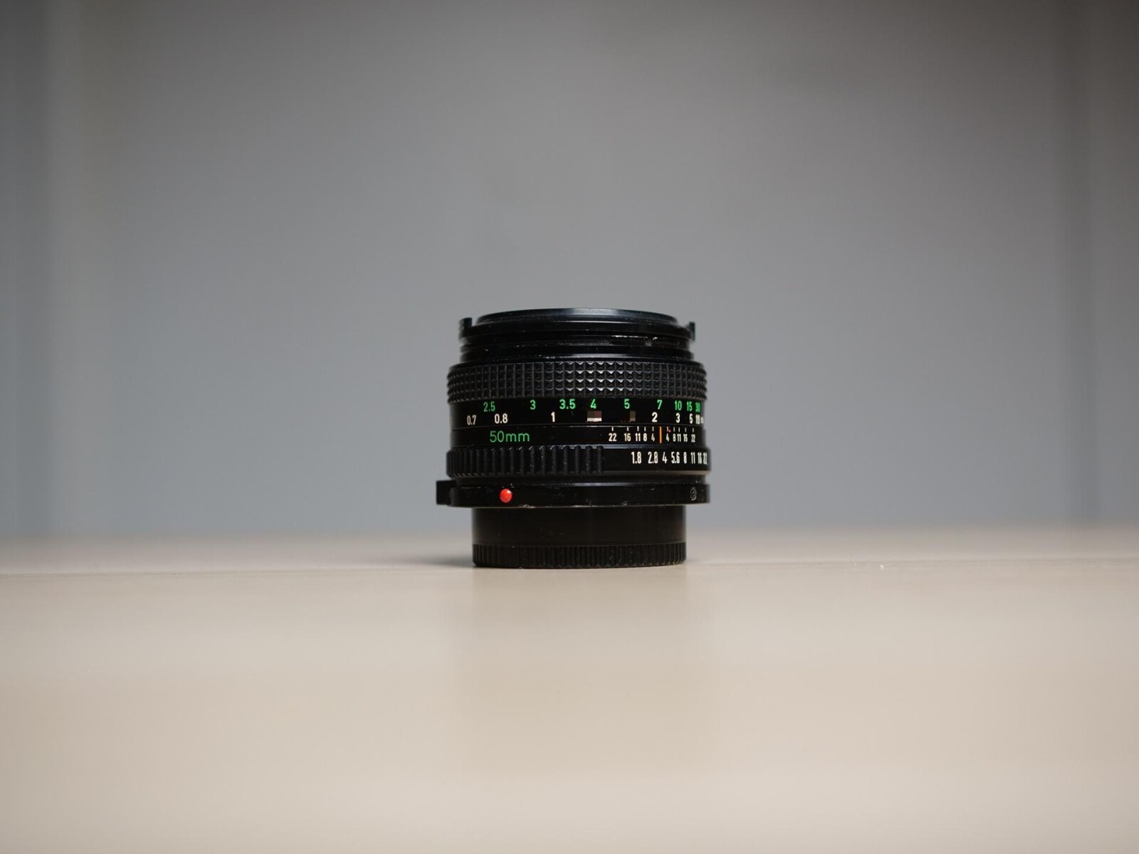 Objectif Canon new FD 50mm f/1.8 - Photo 2 sur 2