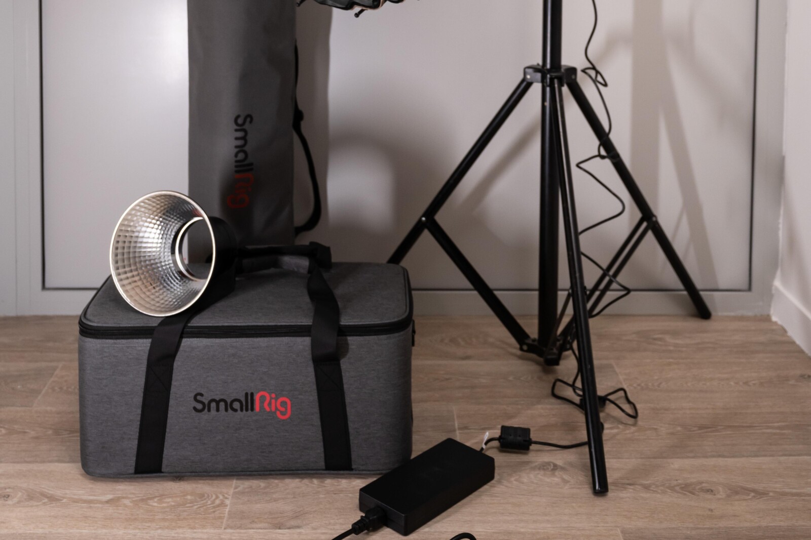 SmallRig RC220B COB Light + Softbox D85 - Photo 3 sur 3