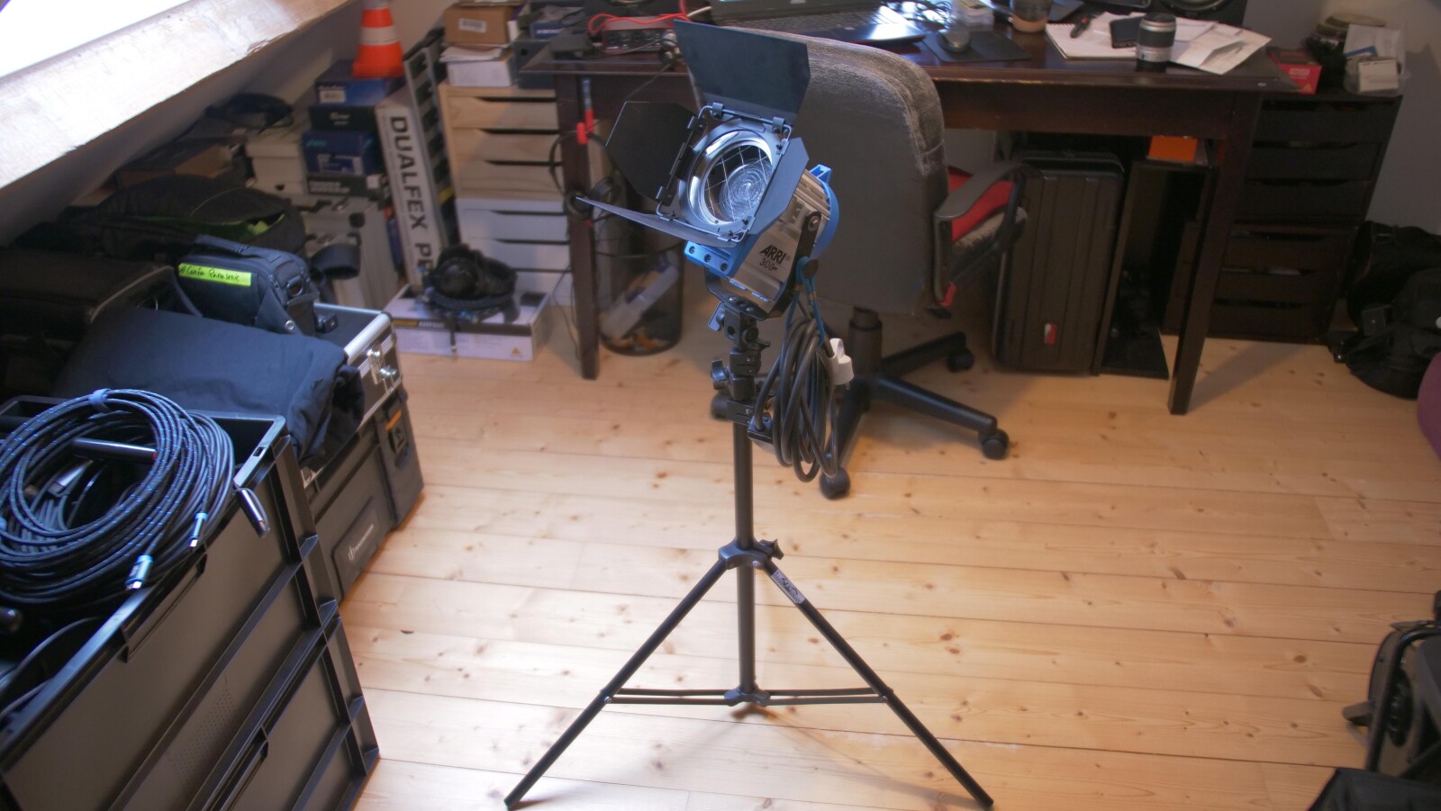 ARRI 300 plus  - Photo 2 sur 2