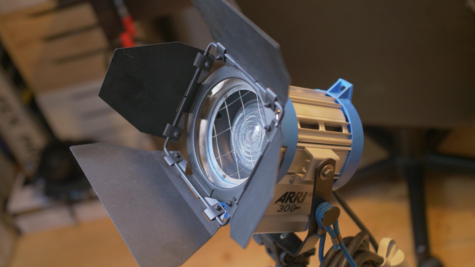 ARRI 300 plus  - Photo 1 sur 2