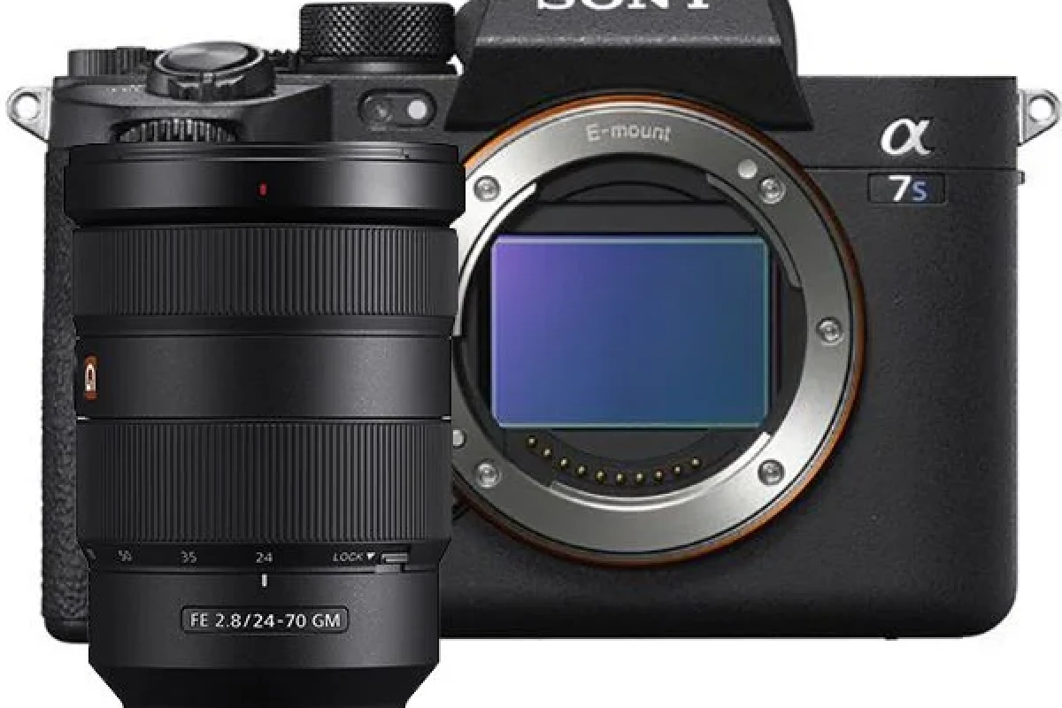 Location Pack Reportage: Camera / Micro / Moniteur / Batterie / Trépied - Lightyshare