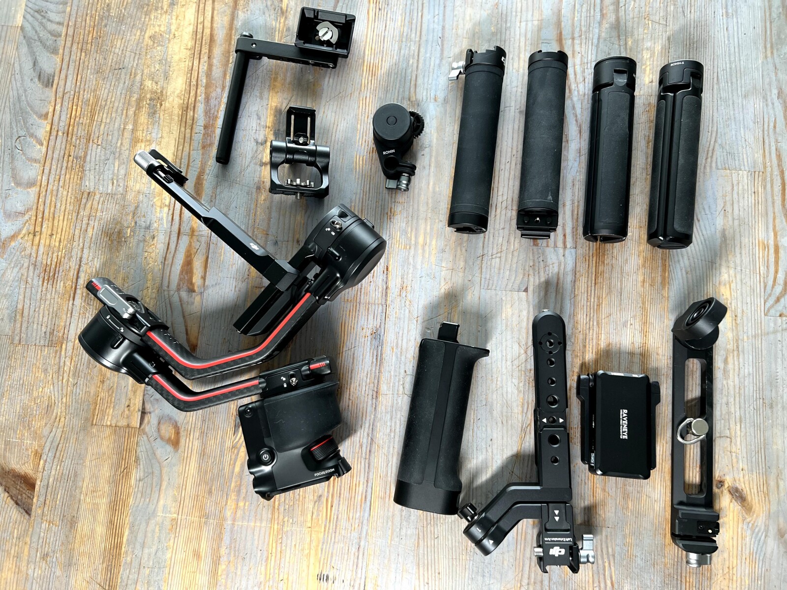 DJI Ronin RS2 Pro Combo + accessoires - Photo 3 sur 4