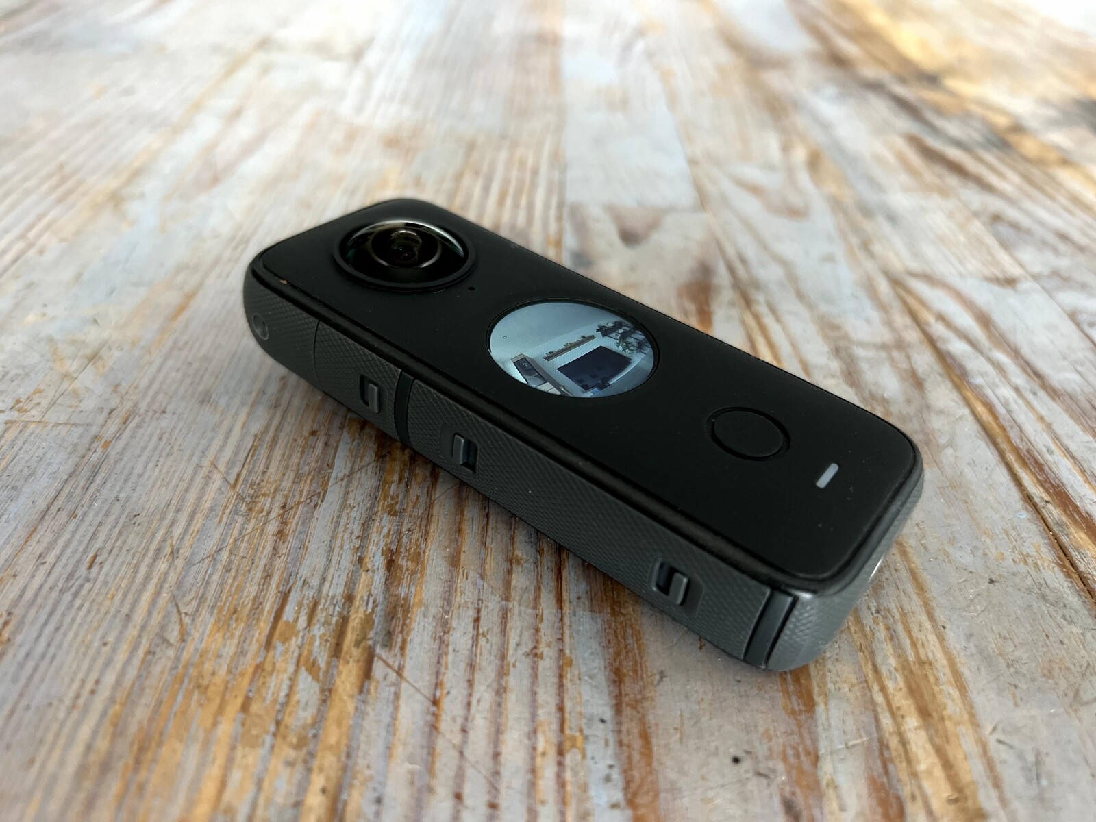 Insta360 One X + accessoires - Photo 2 sur 2