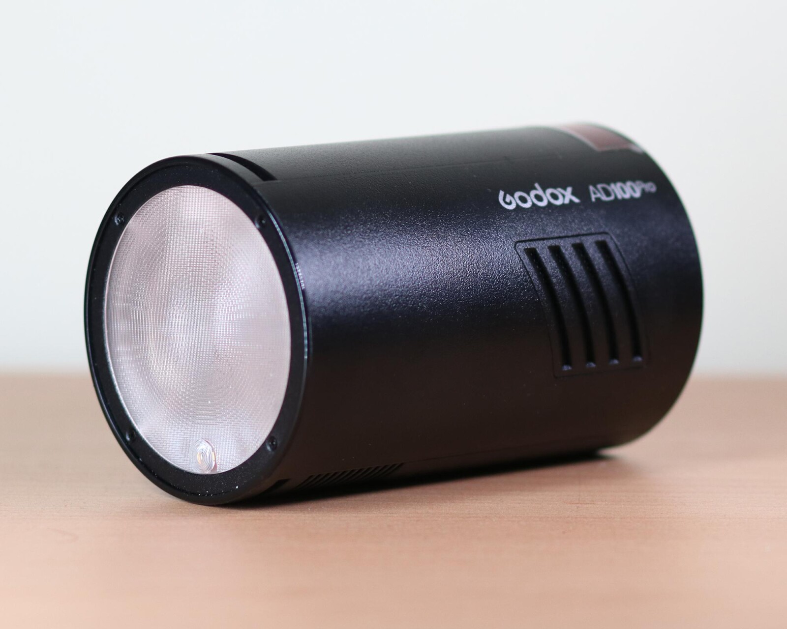 Godox AD100 Pro - Photo 1 sur 4