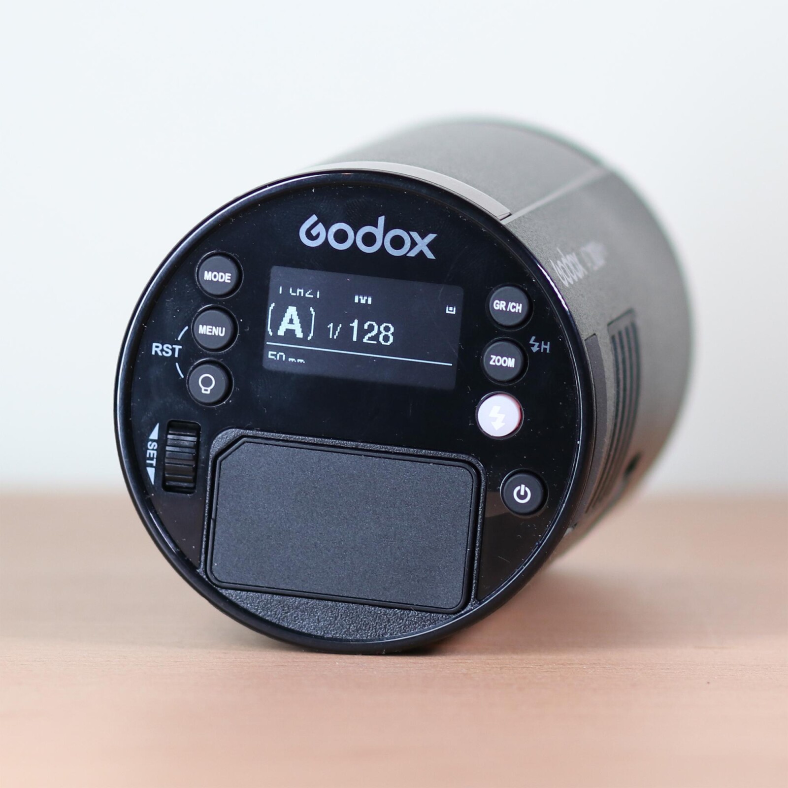 Godox AD100 Pro + Support Bowens  - Photo 3 sur 5