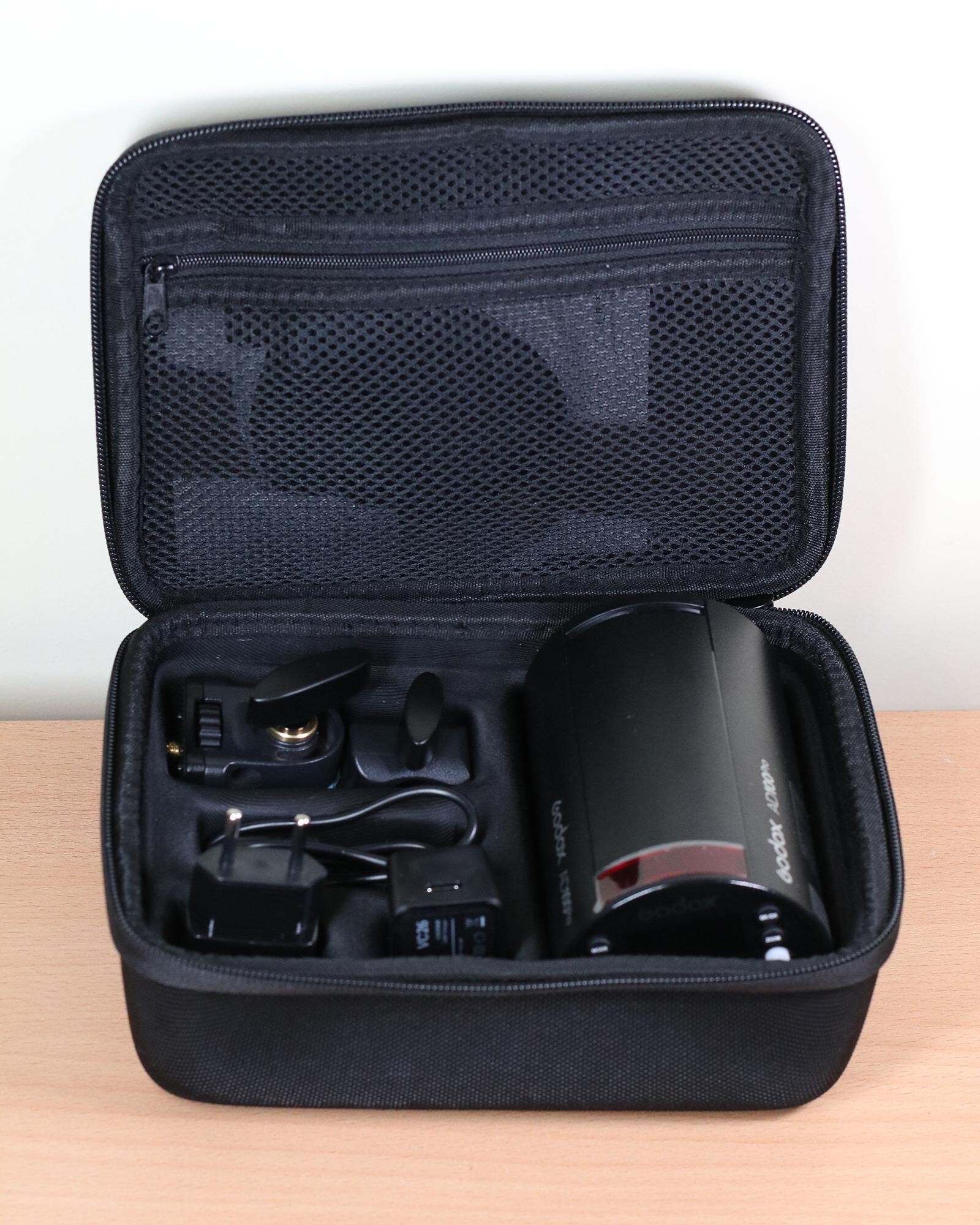 Godox AD100 Pro + Support Bowens  - Photo 4 sur 5
