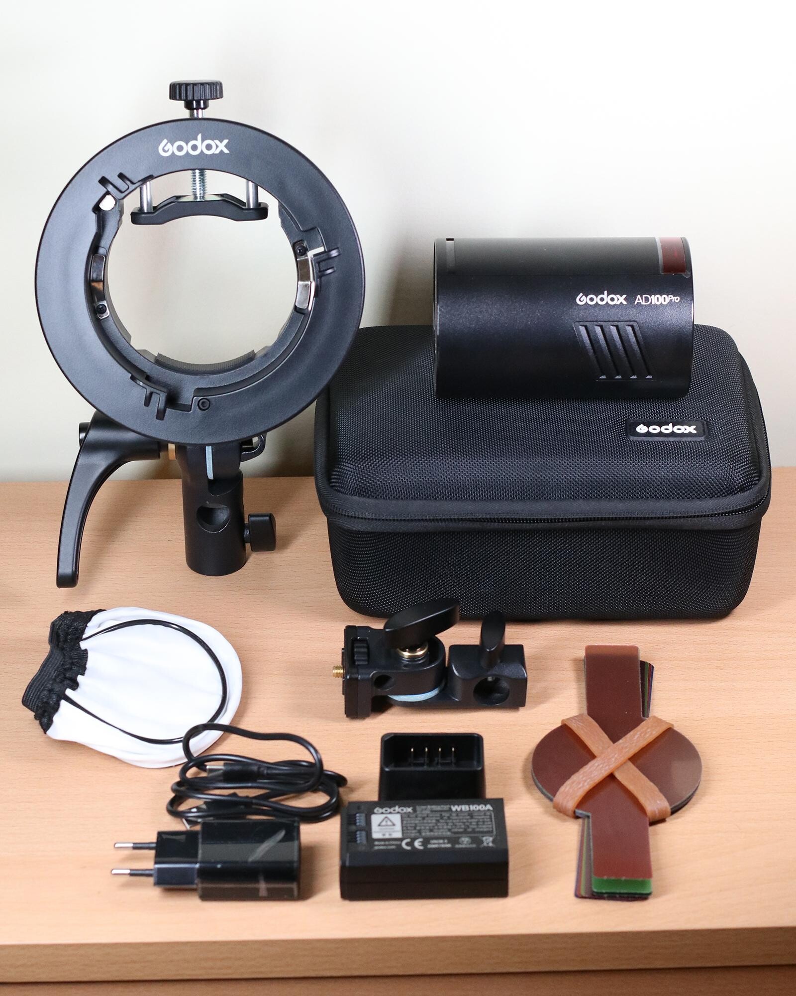 Godox AD100 Pro + Support Bowens  - Photo 5 sur 5