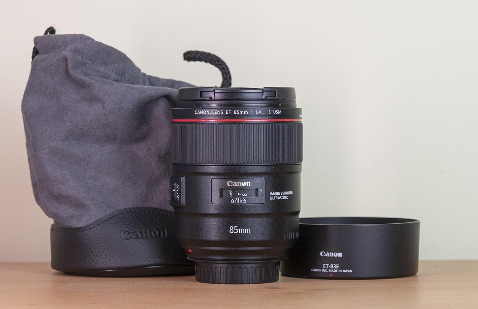 Canon EF 85mm f/1.4L IS USM - Photo 1 sur 6