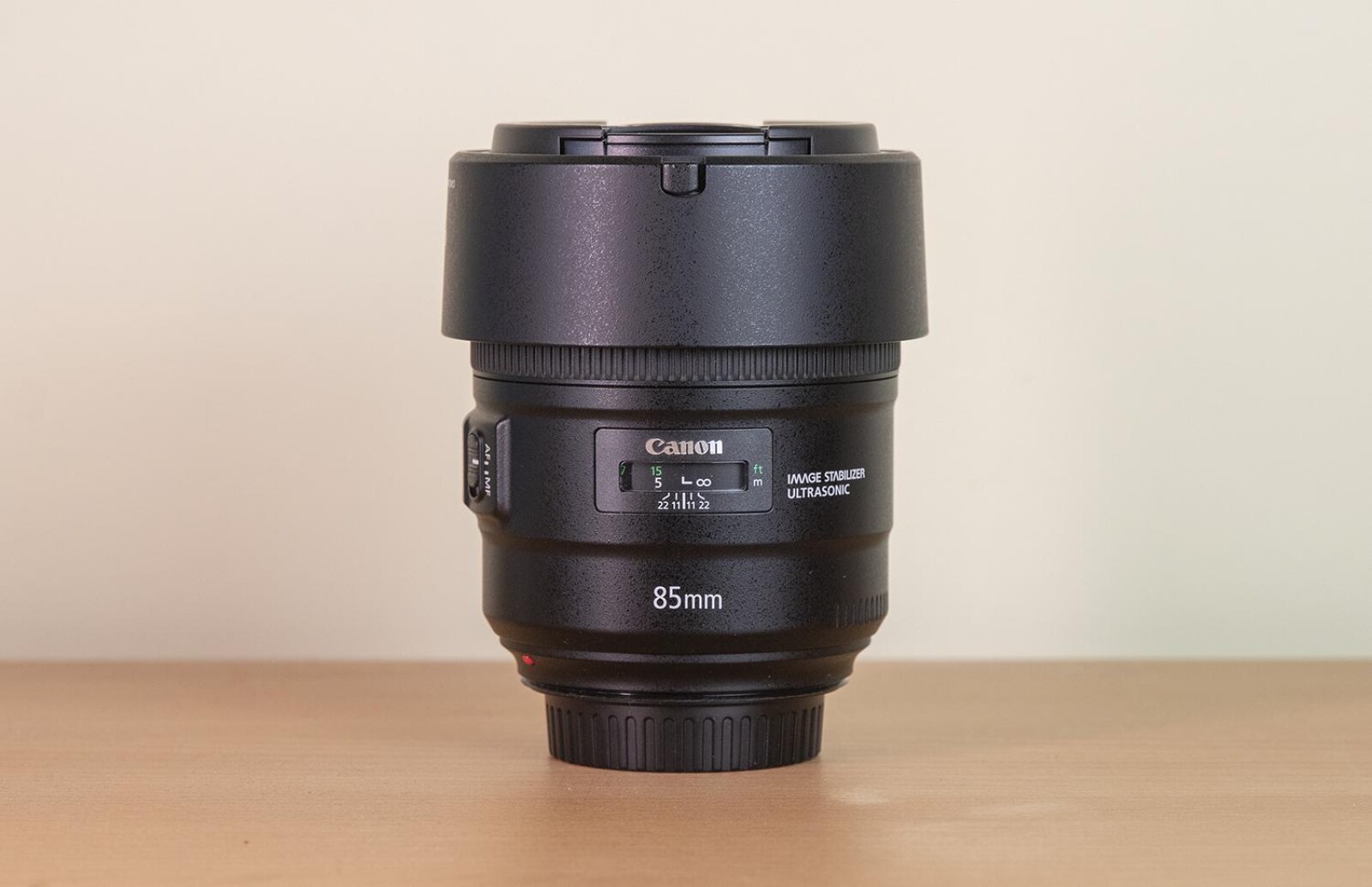 Canon EF 85mm f/1.4L IS USM - Photo 4 sur 6