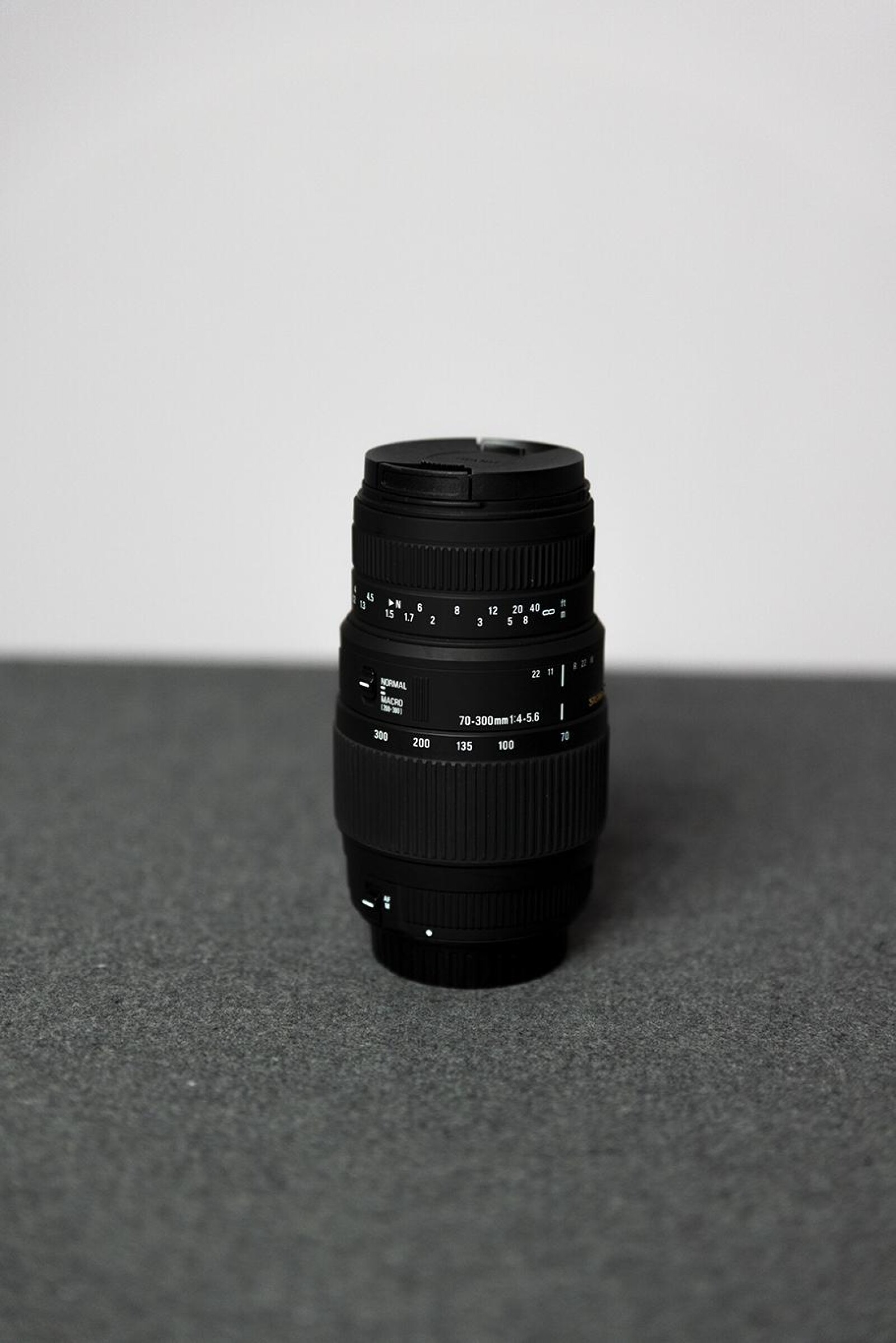Sigma 70-300 f/4-5.6 DG macro - Photo 1 sur 2