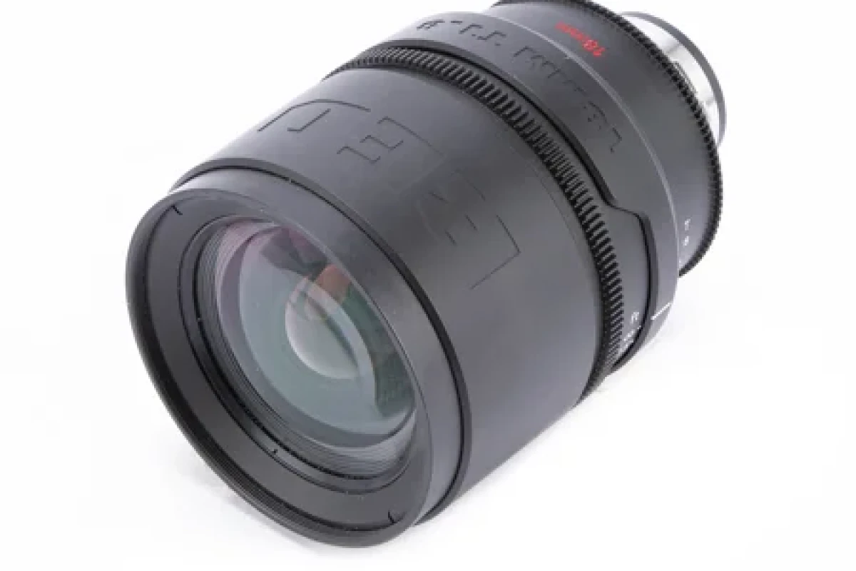 Location RED PRO PRIME 18mm T1.8 - Lightyshare