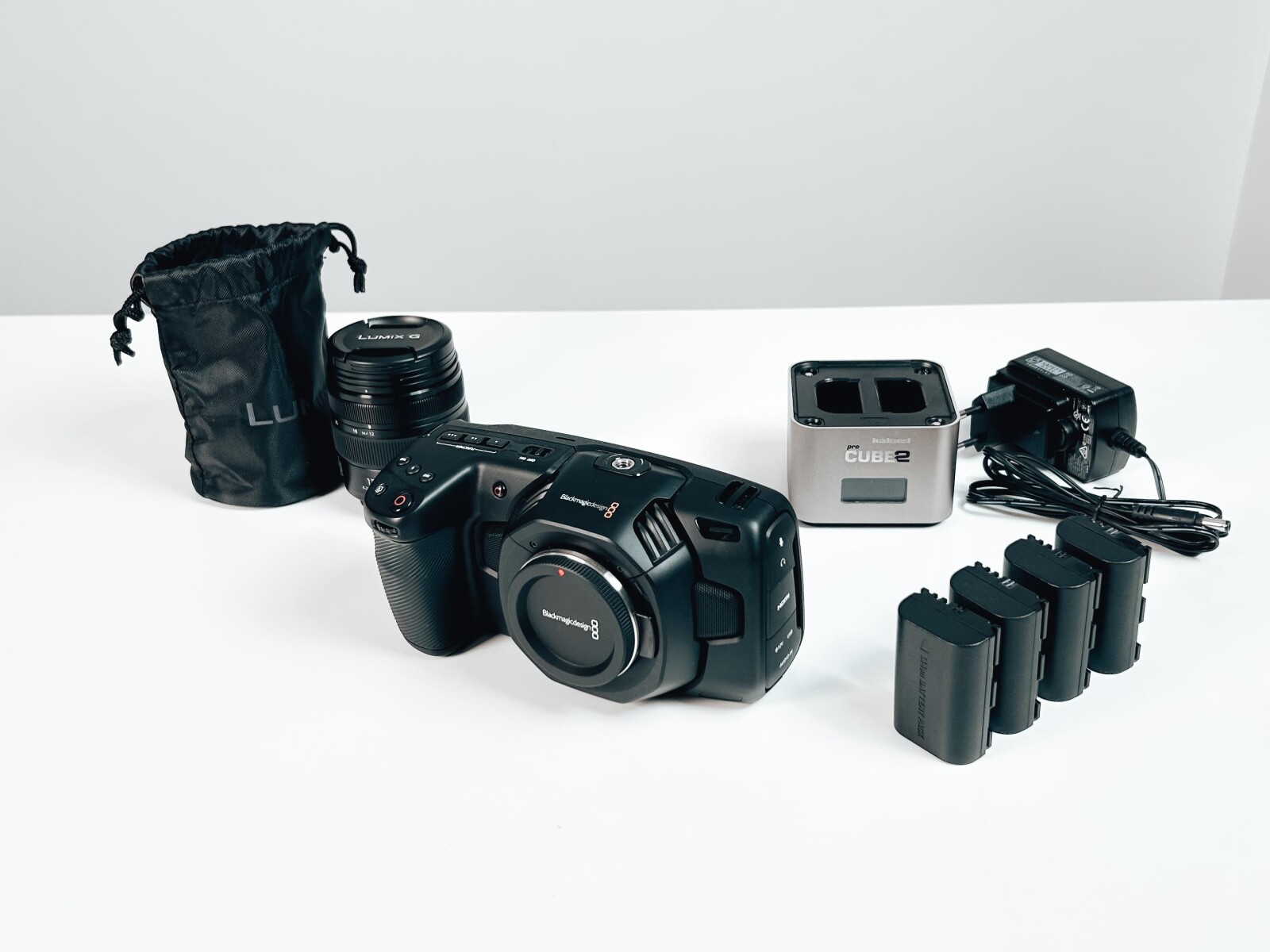 BMPCC 4k + objectif Lumix 12-35mm 2.8II  - Photo 1 sur 4