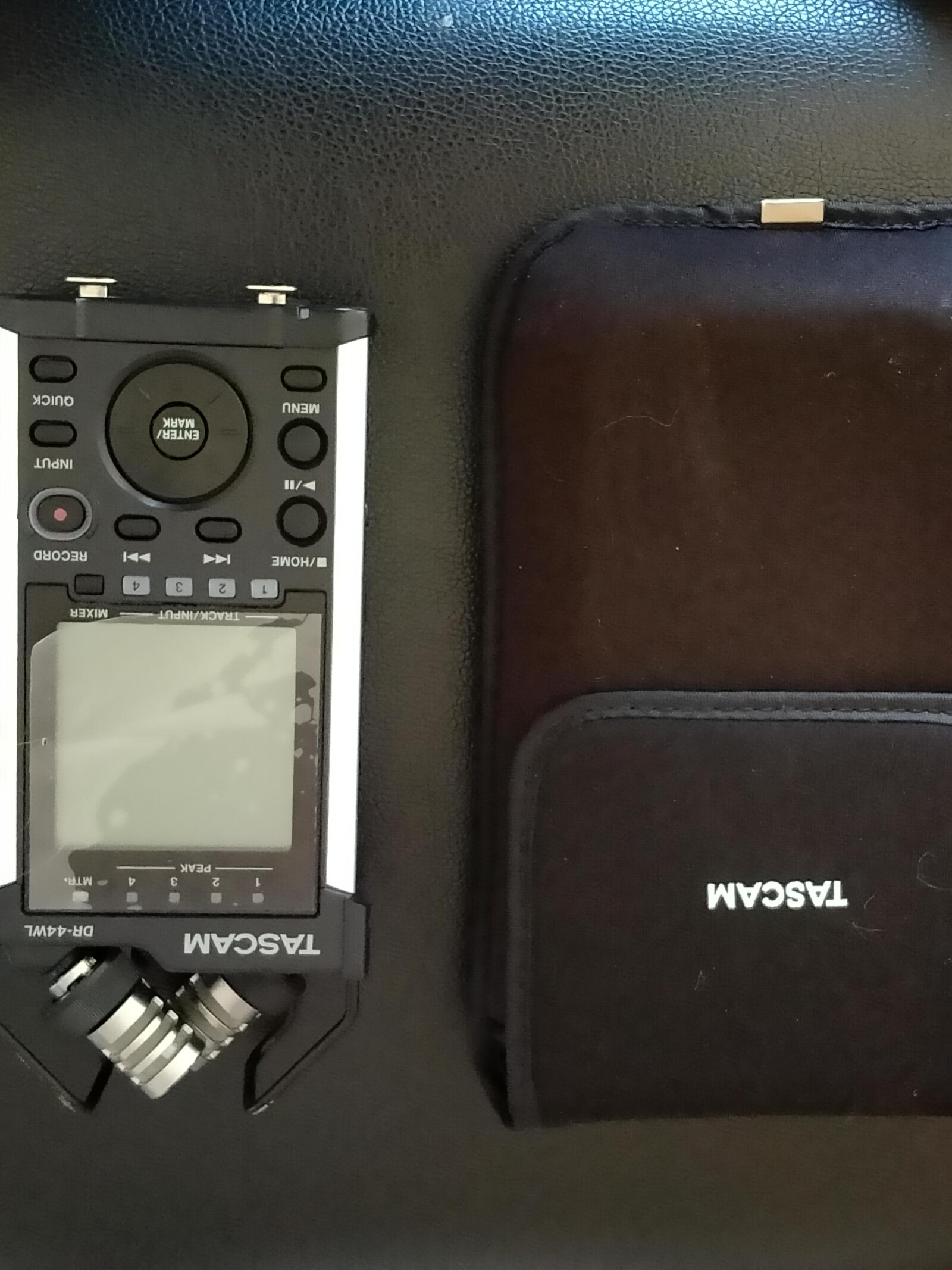 Tascam DR-44WL - Photo 2 sur 2