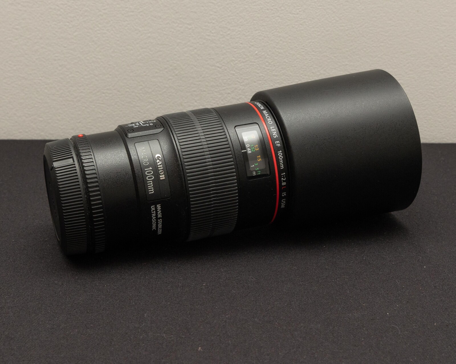 Canon EF 100mm f/2.8L Macro IS USM - Photo 1 sur 4
