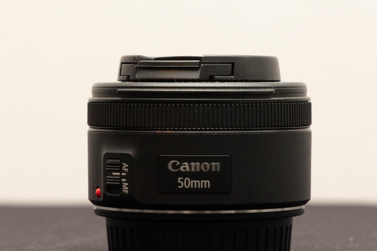 Location Canon EF 50 mm f/1.8 STM - Lightyshare